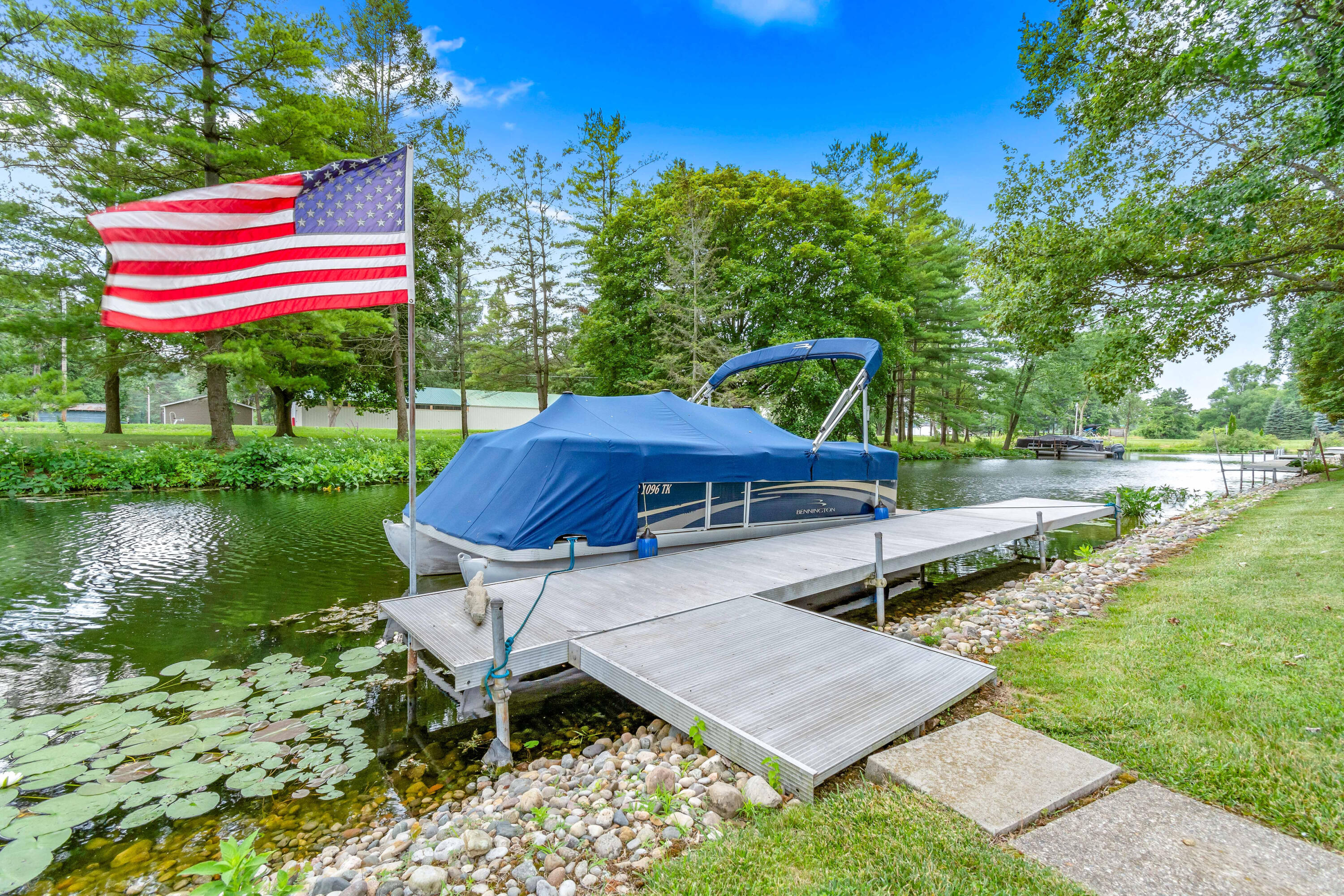 516 Tompkins Drive