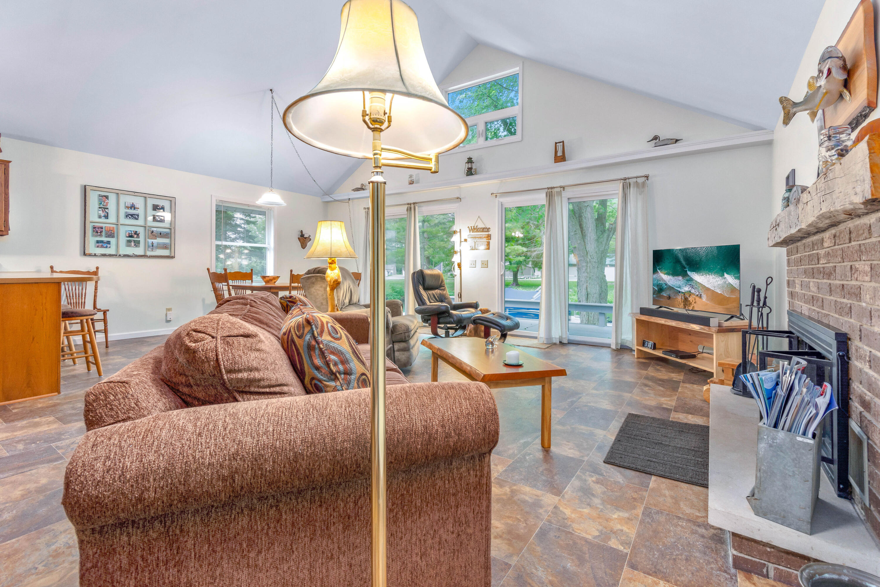 516 Tompkins Drive