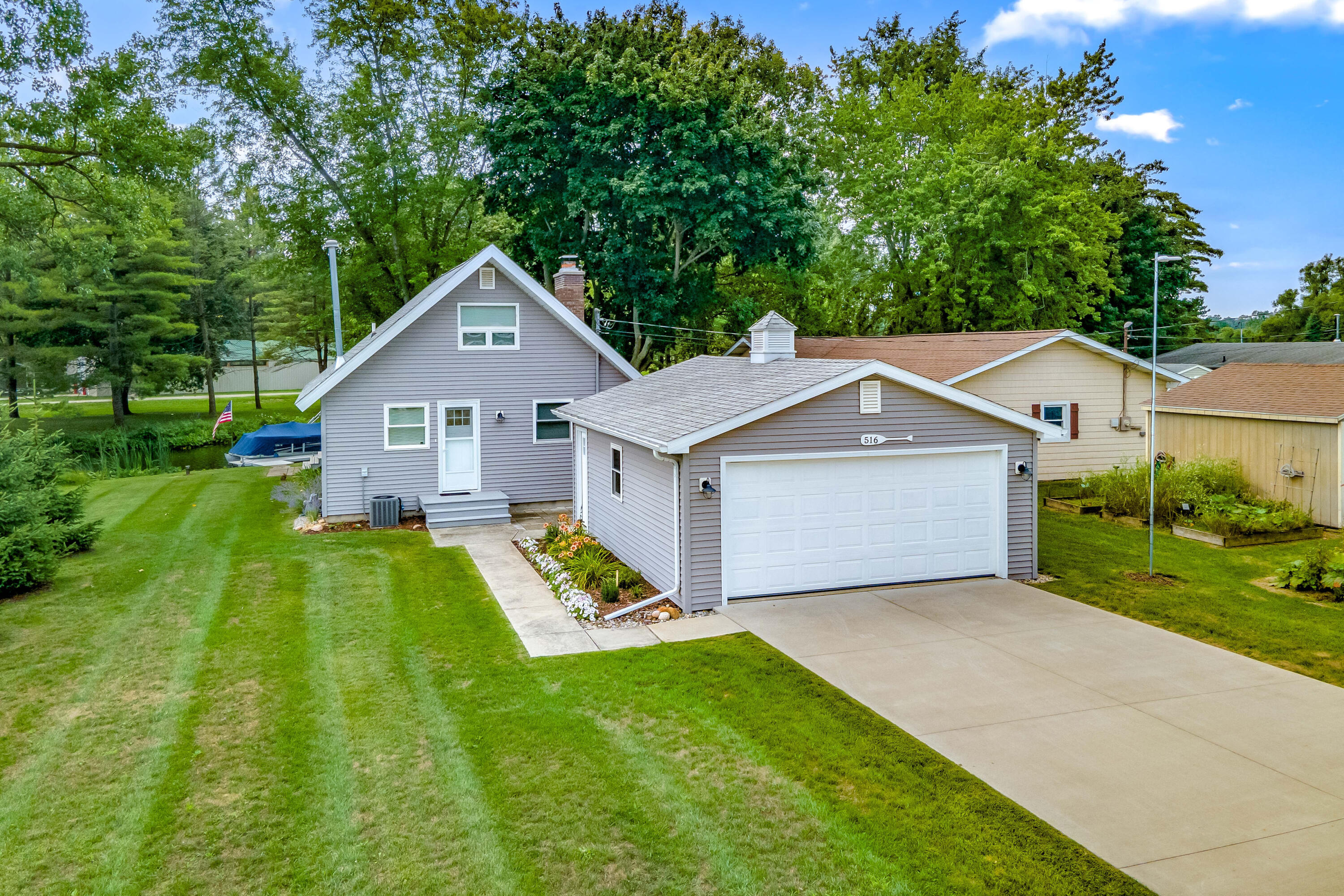 516 Tompkins Drive