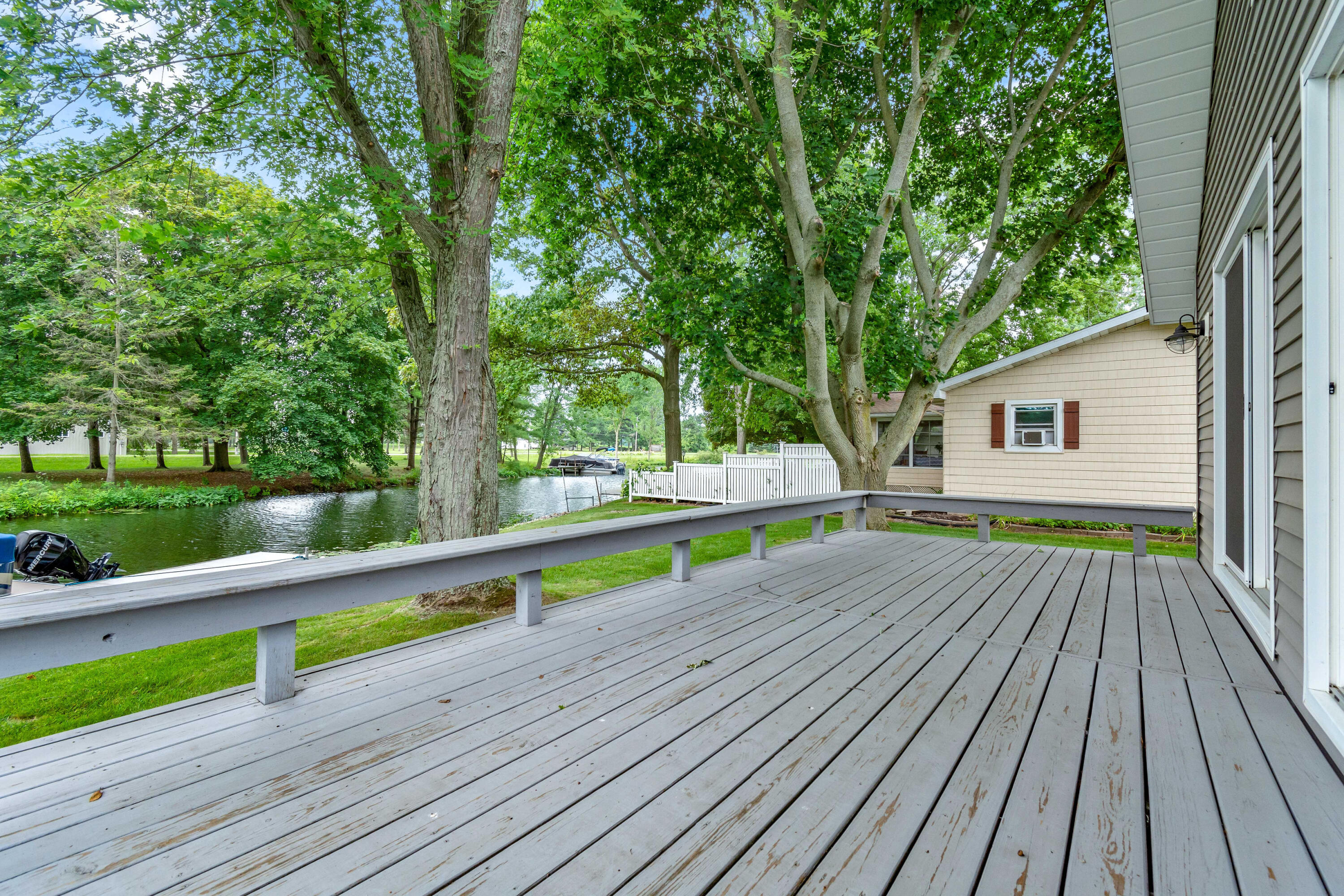 516 Tompkins Drive