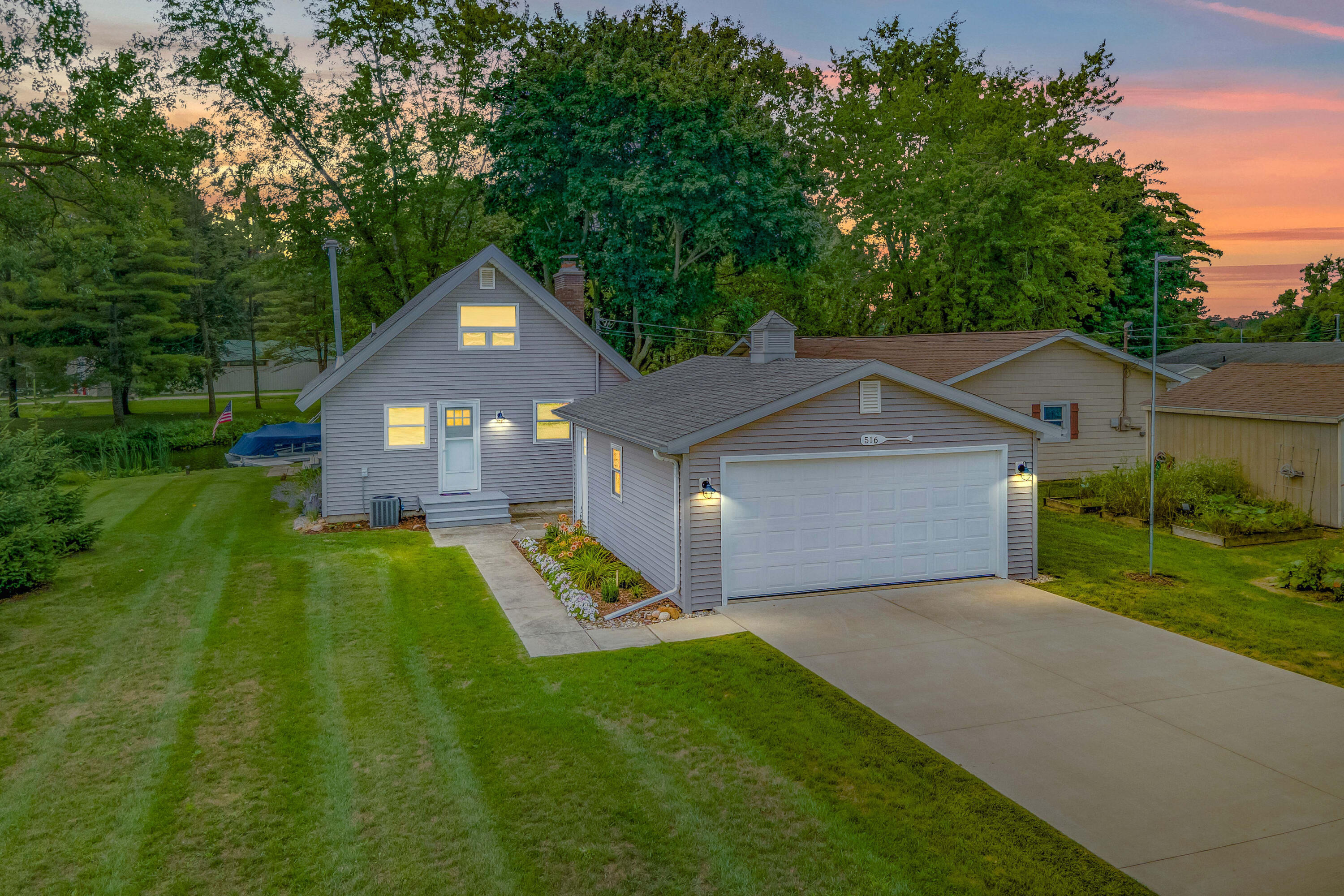 516 Tompkins Drive