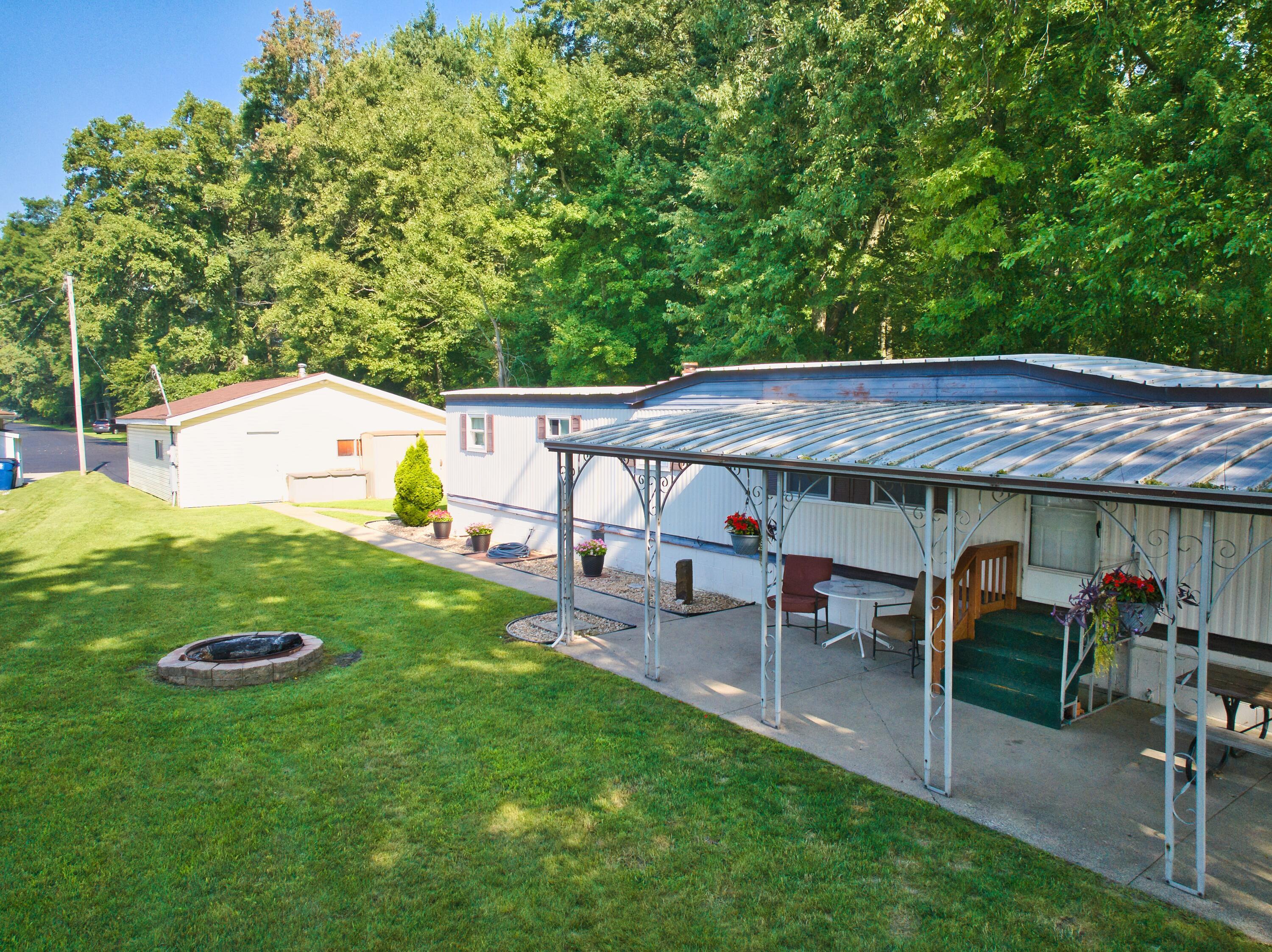 597 Sassafras Dr. Drive
