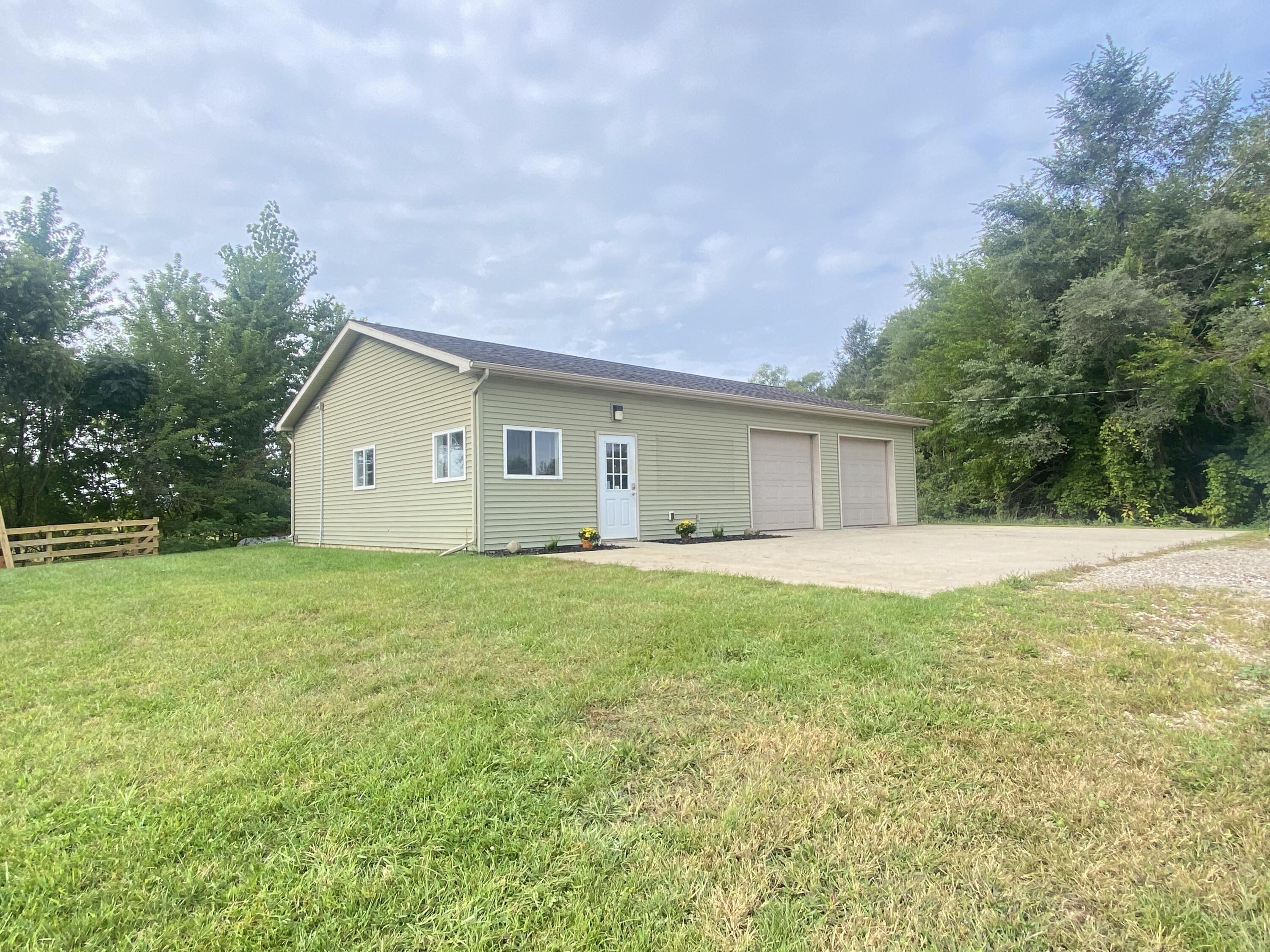 103 E Colon Road