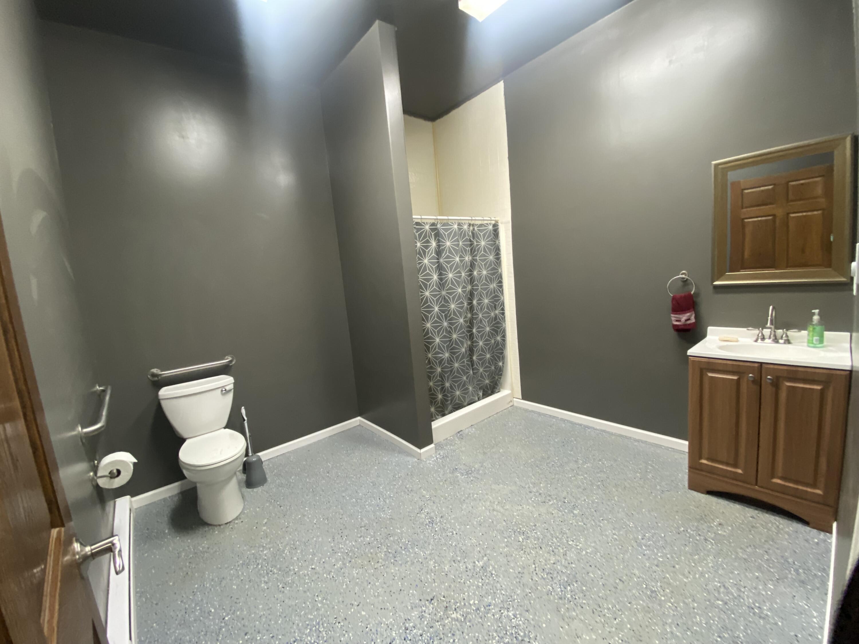 103 E Colon Road