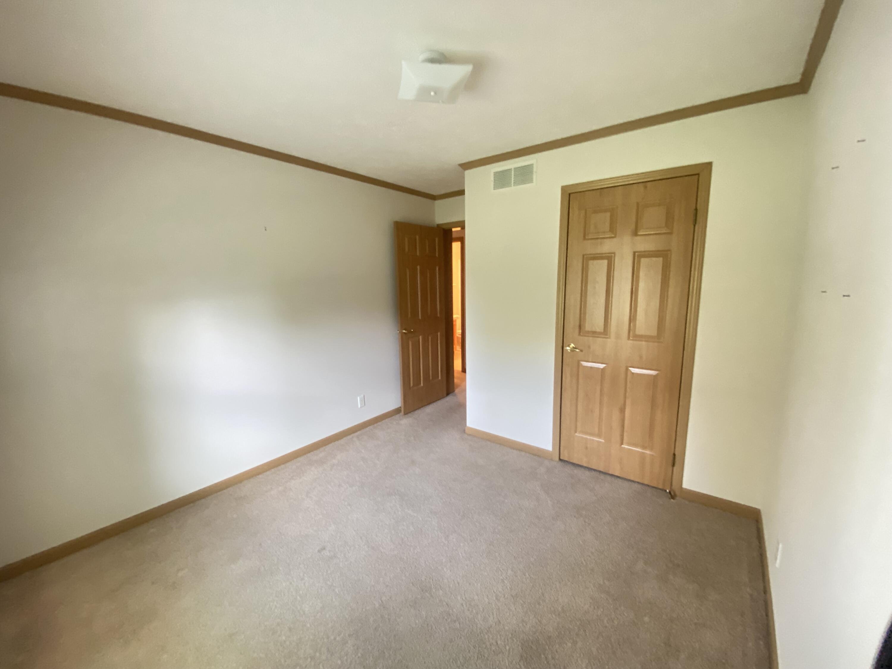 764 Lake Shore Pt.