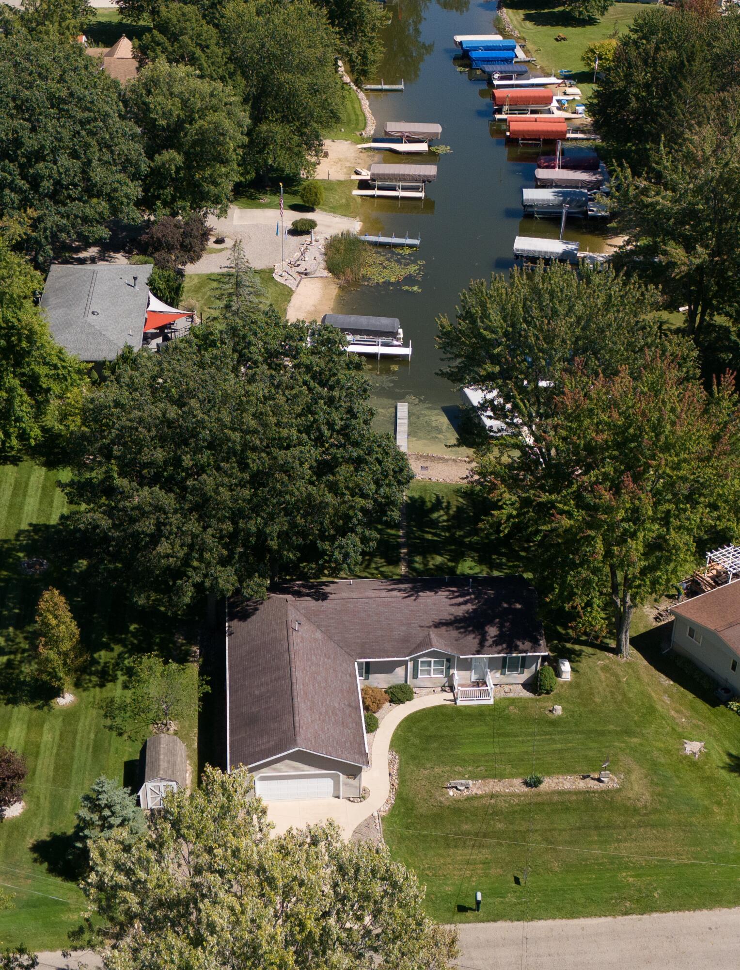 764 Lake Shore Pt.