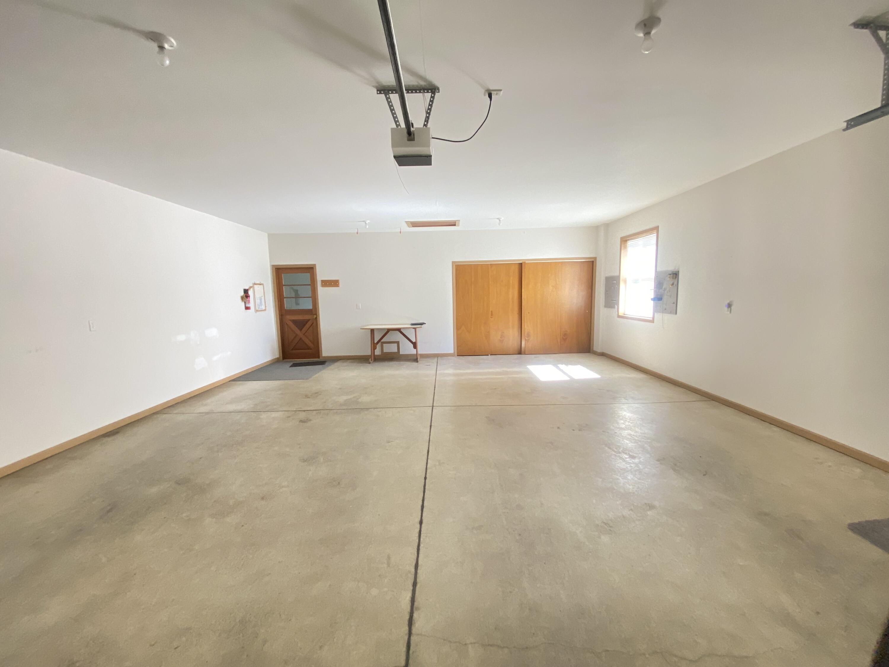 764 Lake Shore Pt.