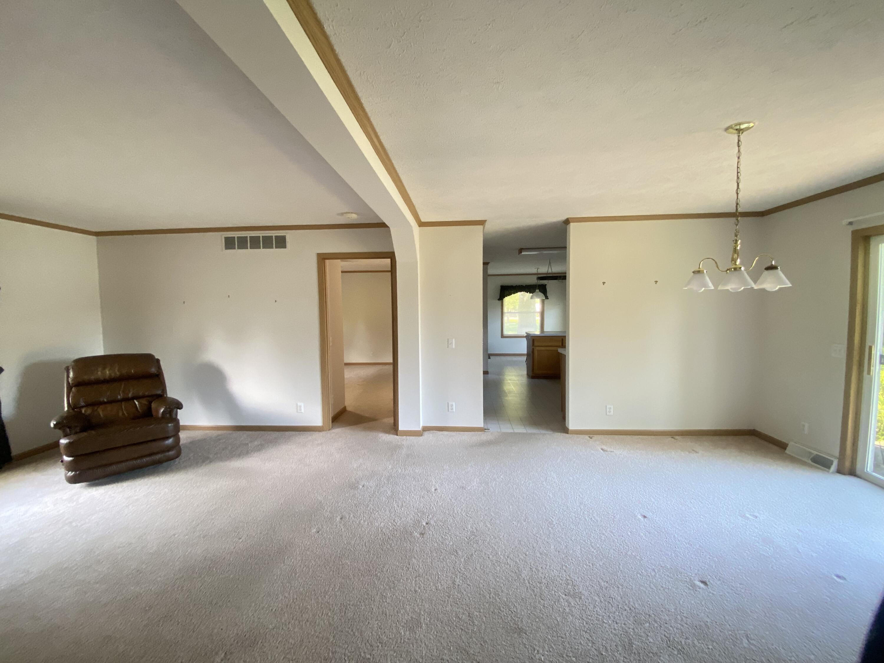 764 Lake Shore Pt.