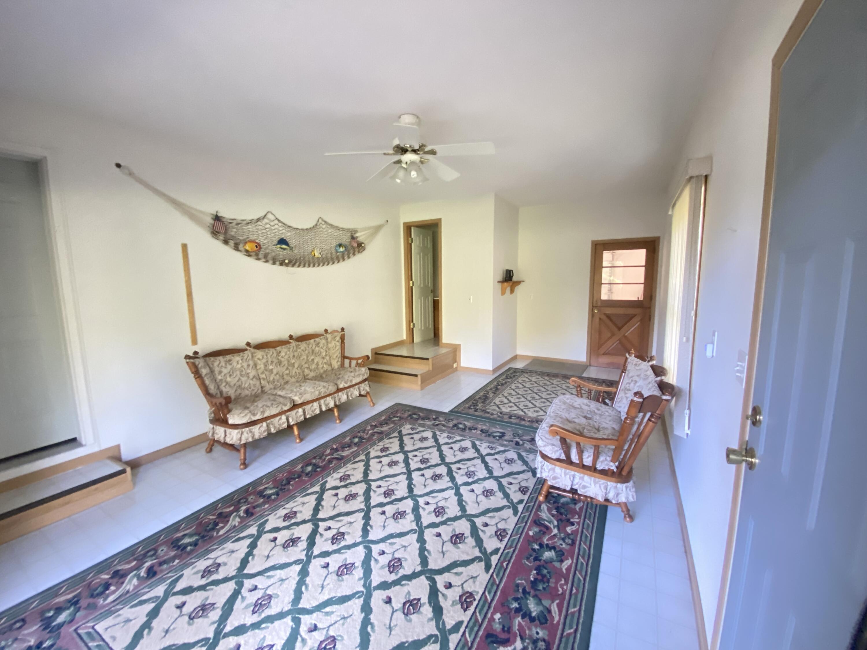 764 Lake Shore Pt.