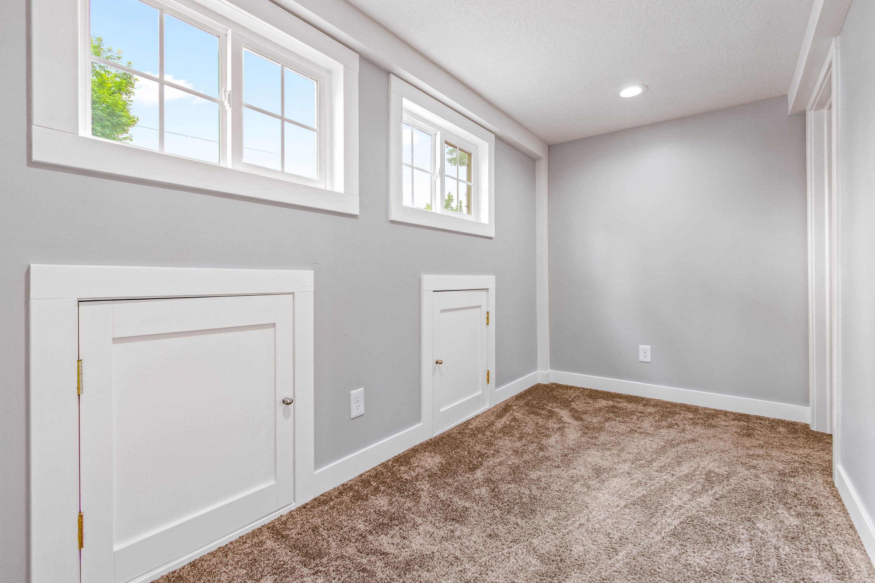 30 Pelton Ave.