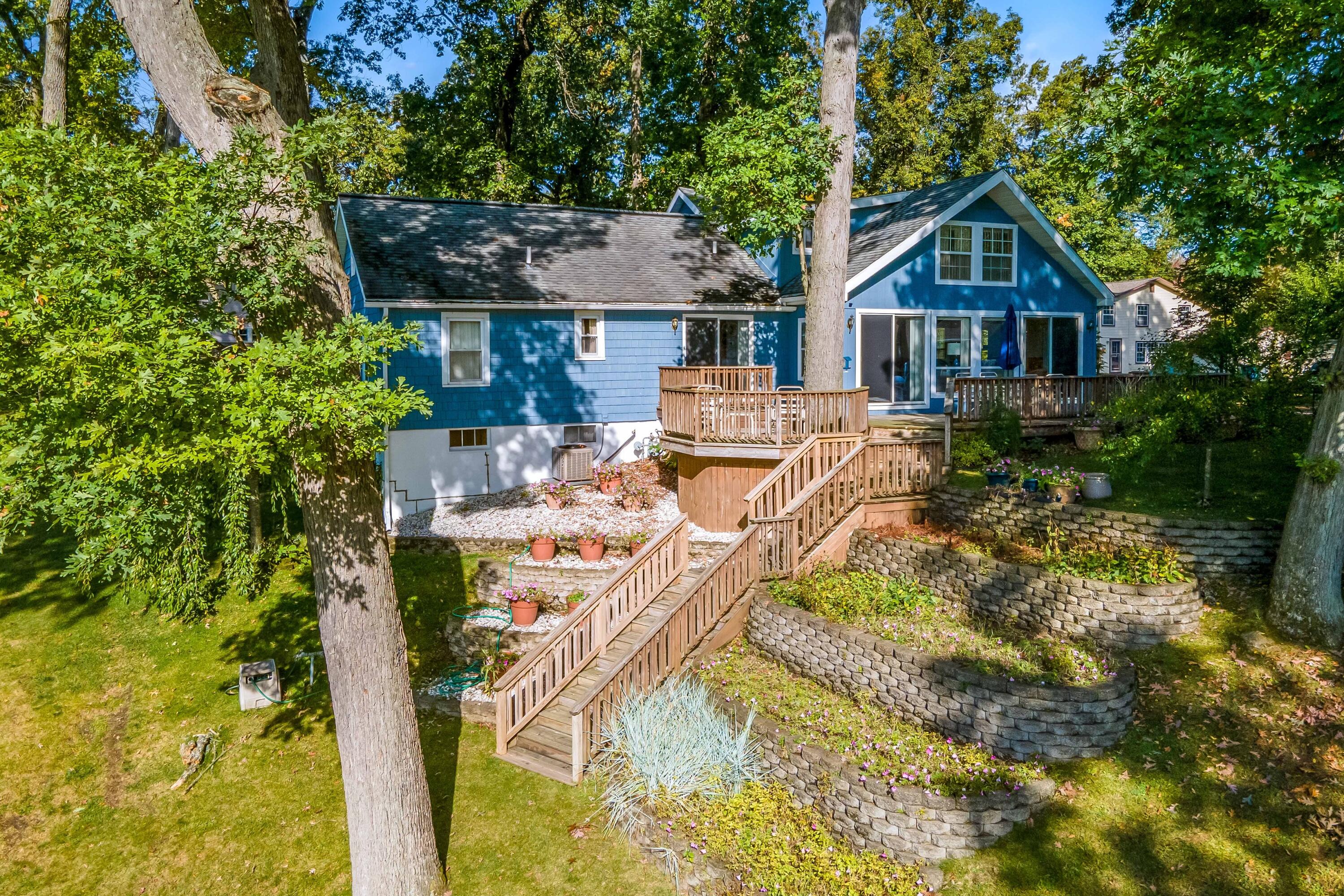 887 Pleasant Road