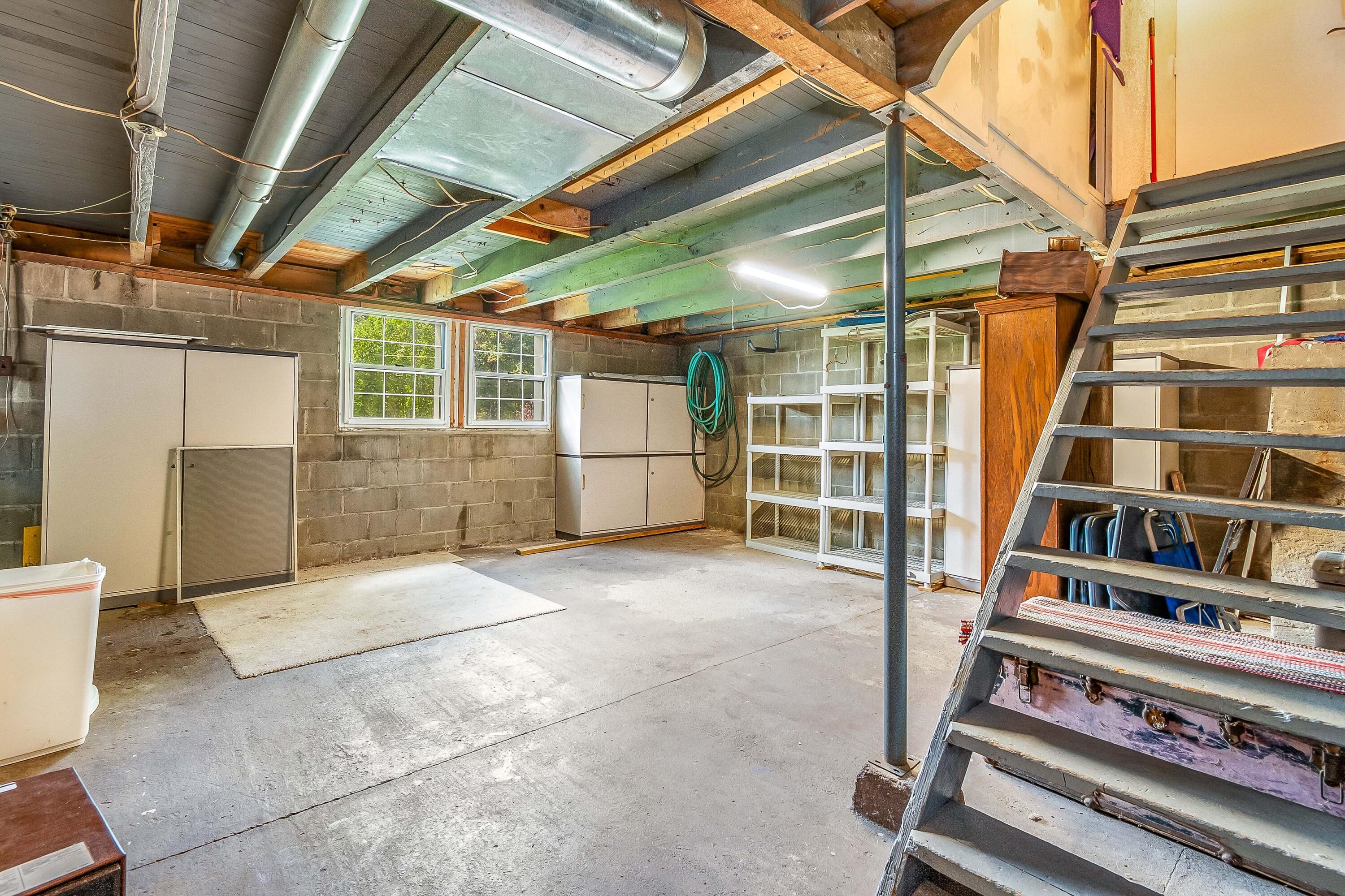 887 Pleasant Road