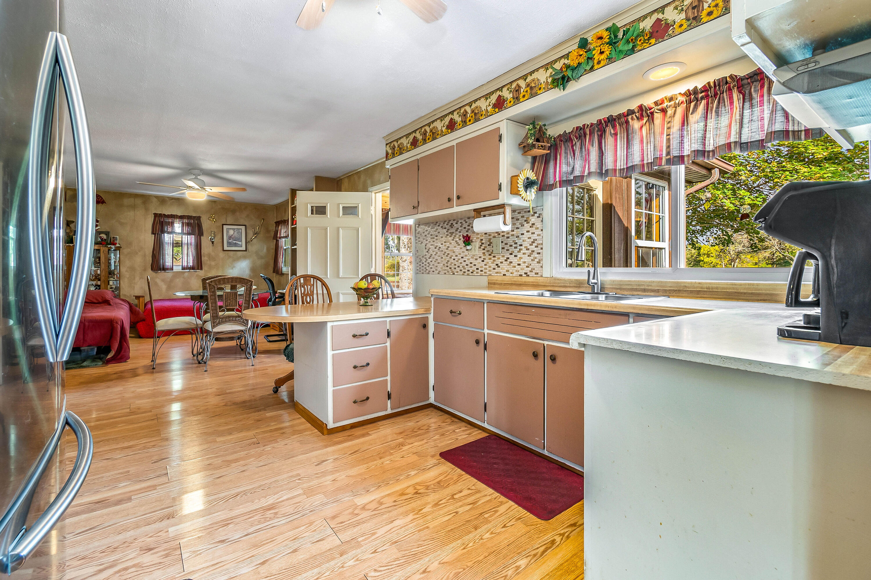 519 Tompkins Dr.