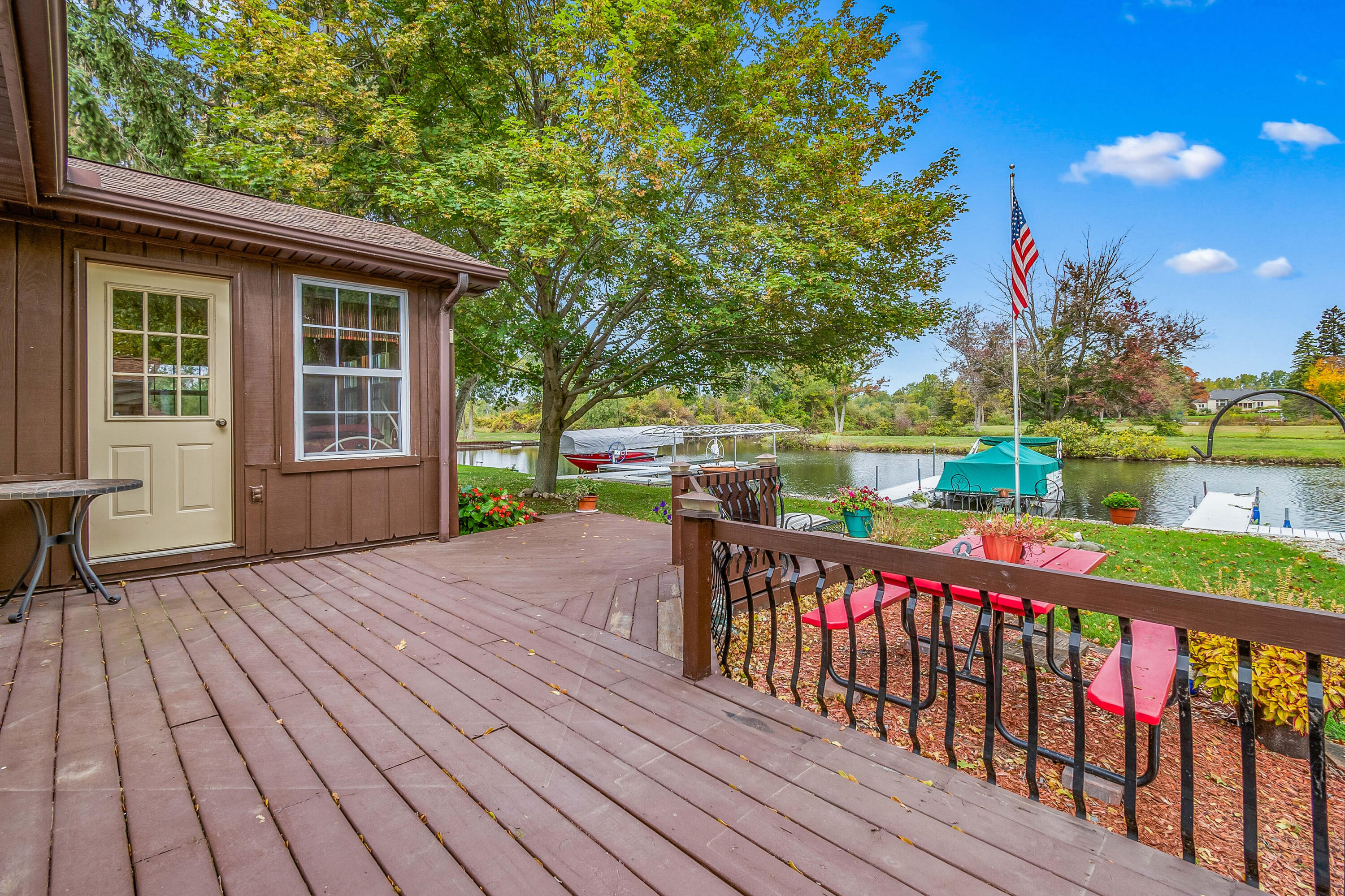 519 Tompkins Dr.