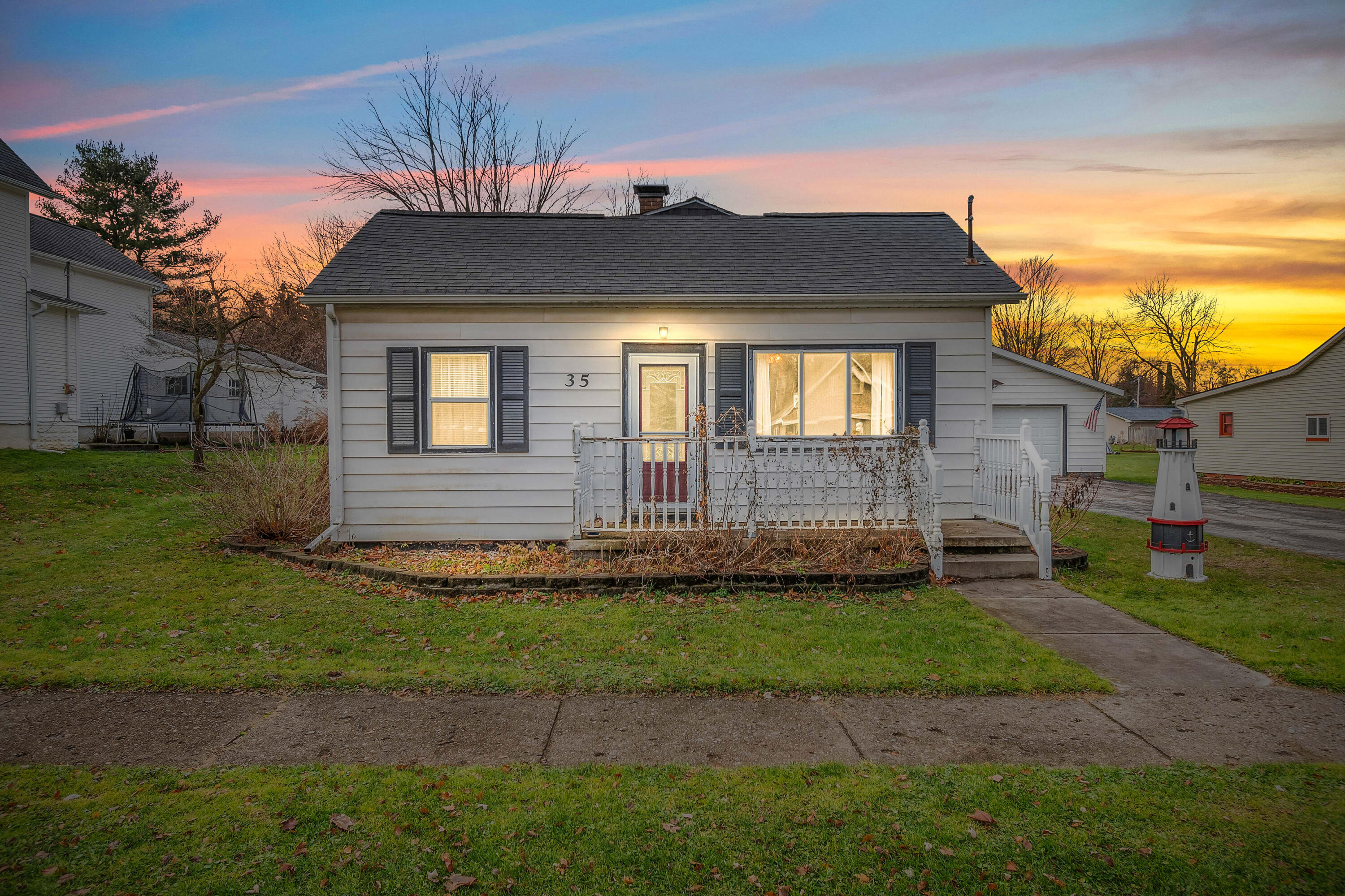 35 Pleasant Street