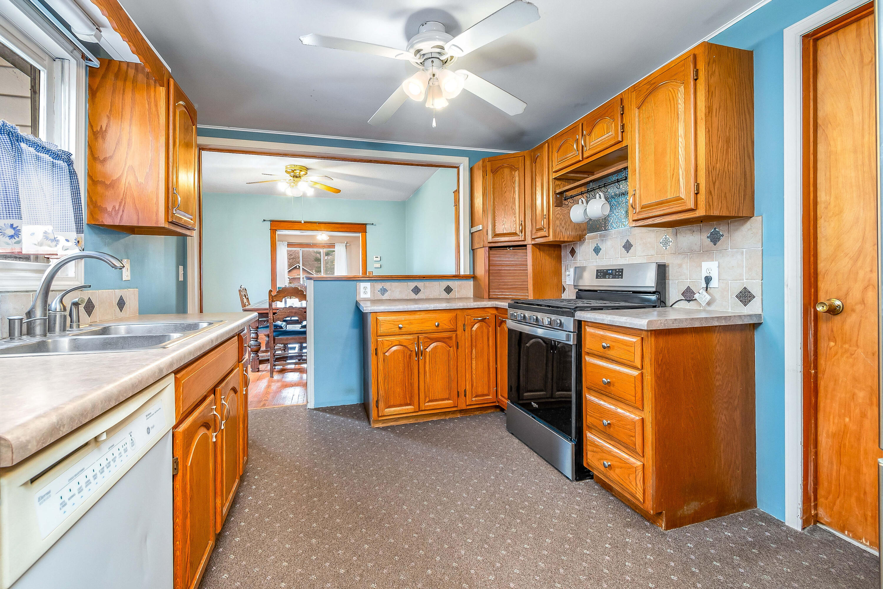 35 Pleasant Street