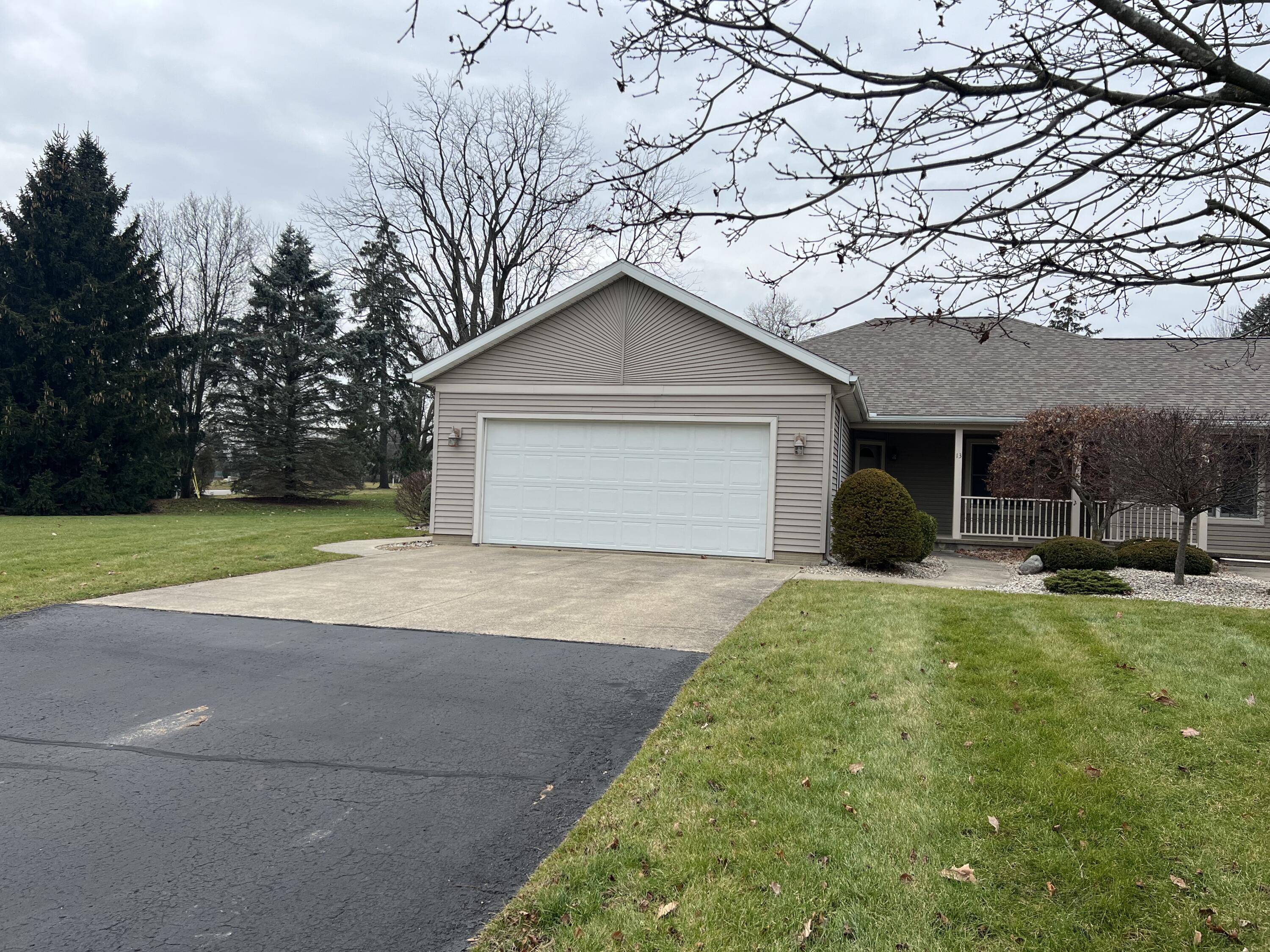 13 Oakwood Drive