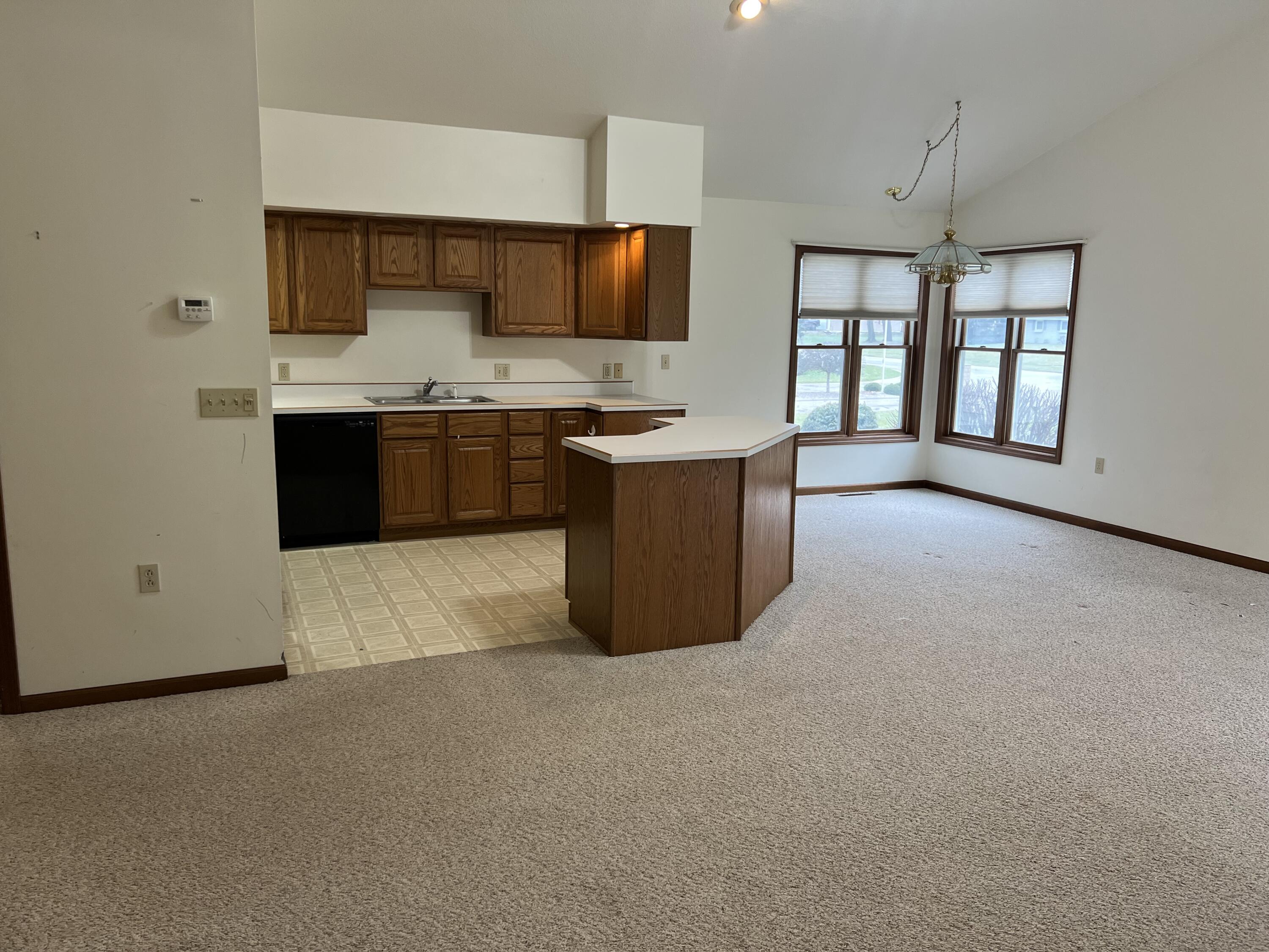 13 Oakwood Drive