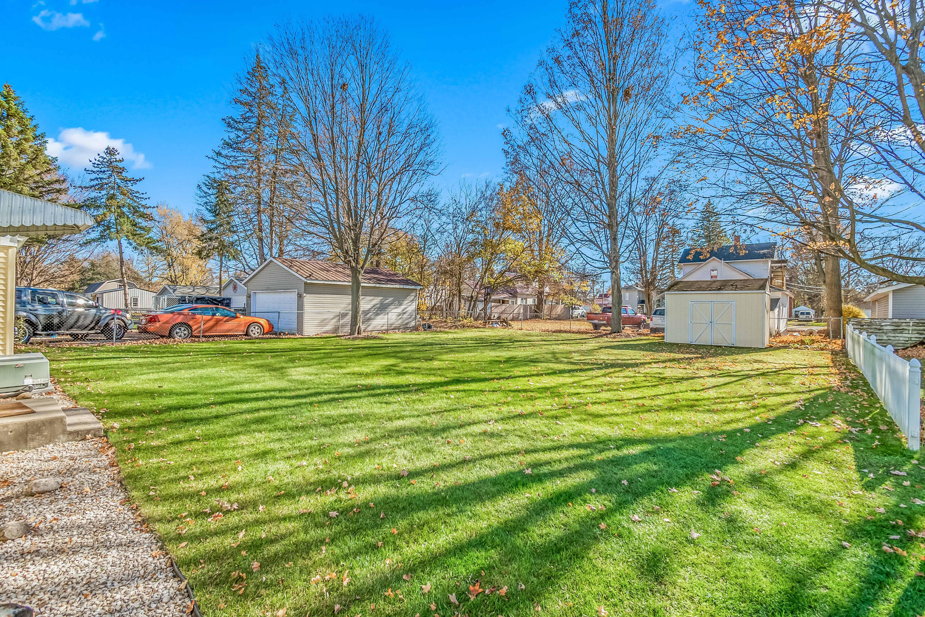 49 Pelton Ave.