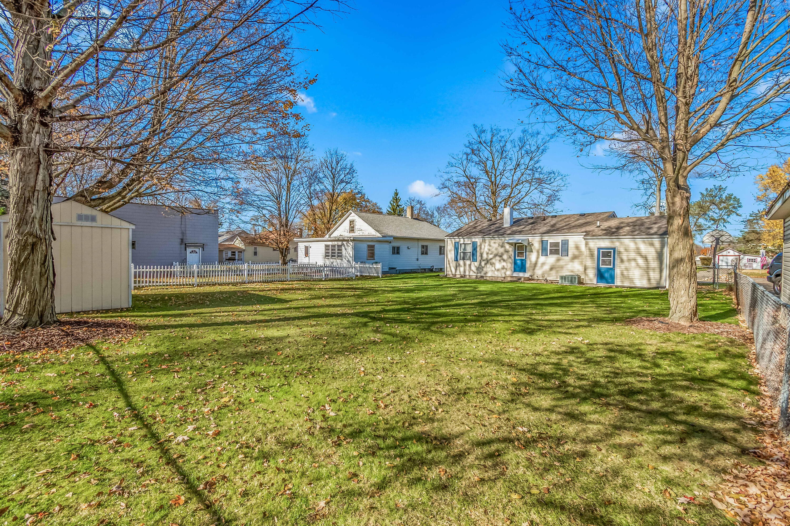 49 Pelton Ave.