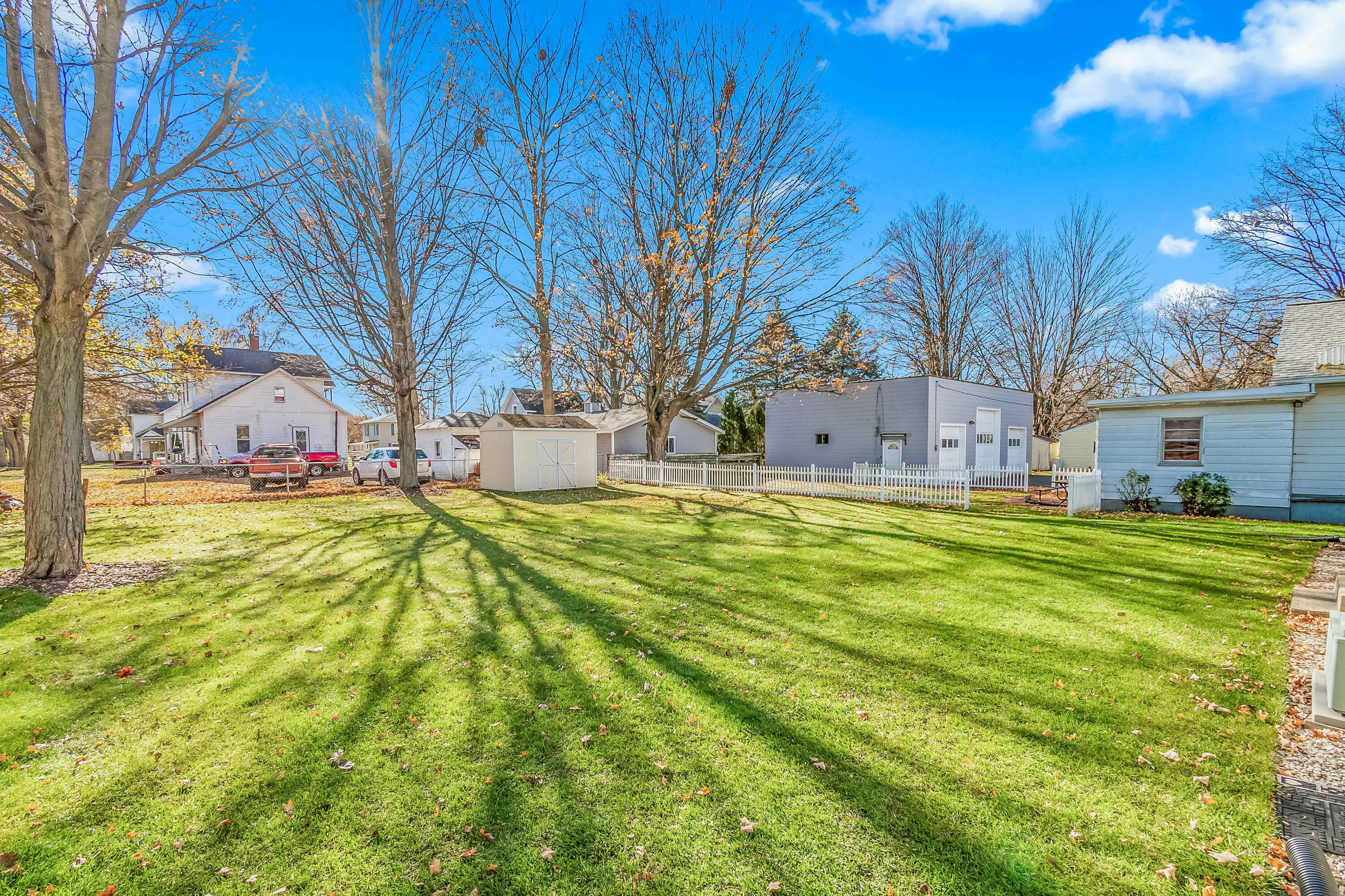49 Pelton Ave.