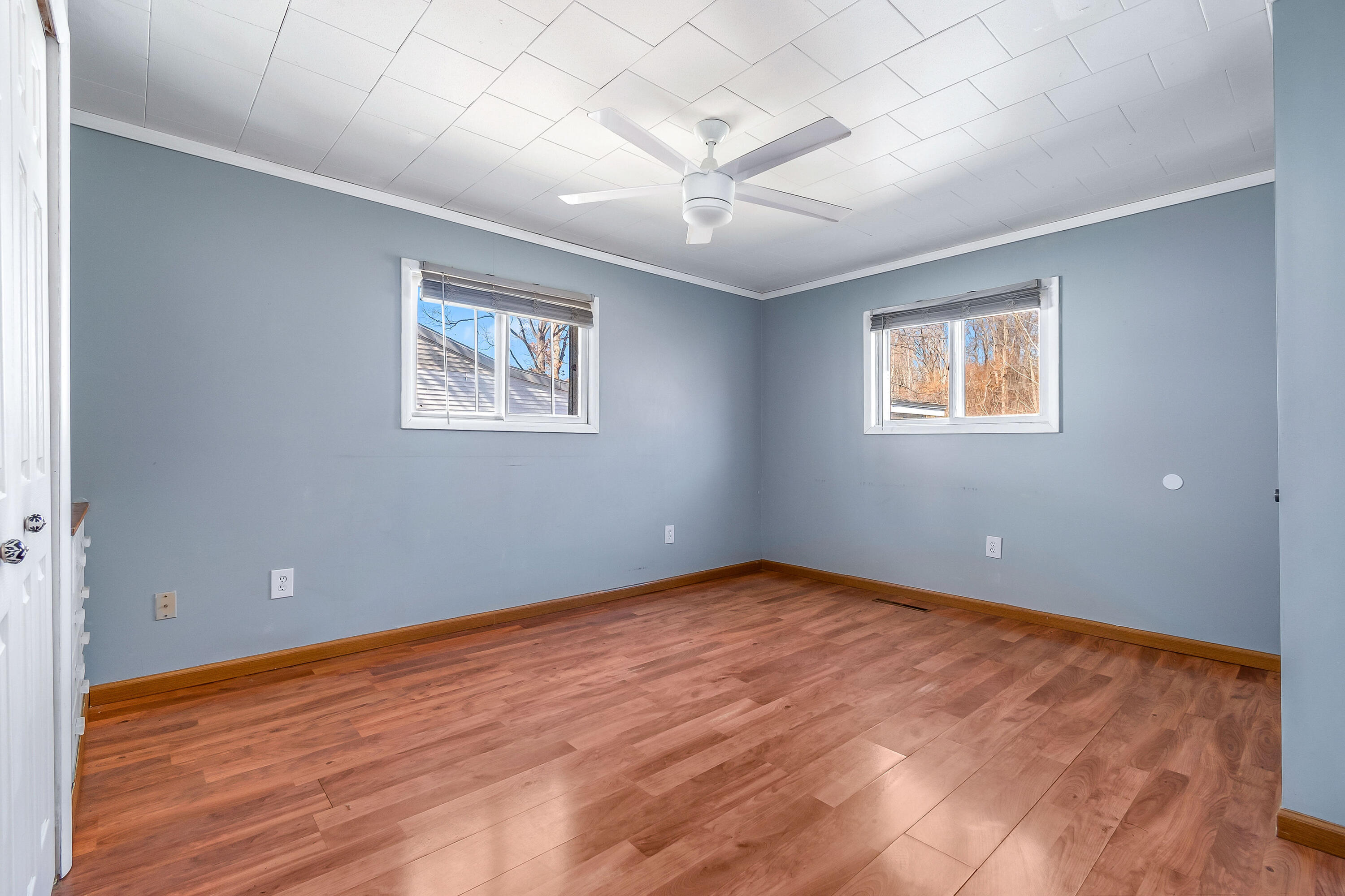 2275 Oakwood Drive