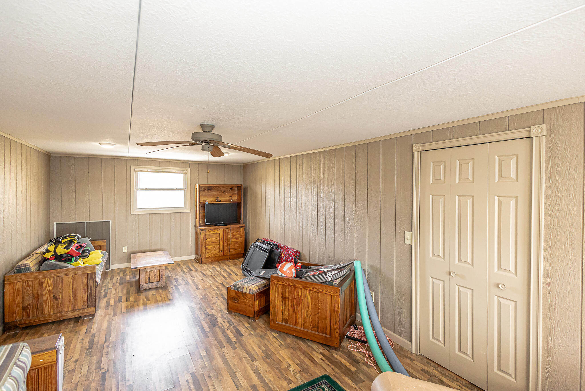 563 Sassafras Drive