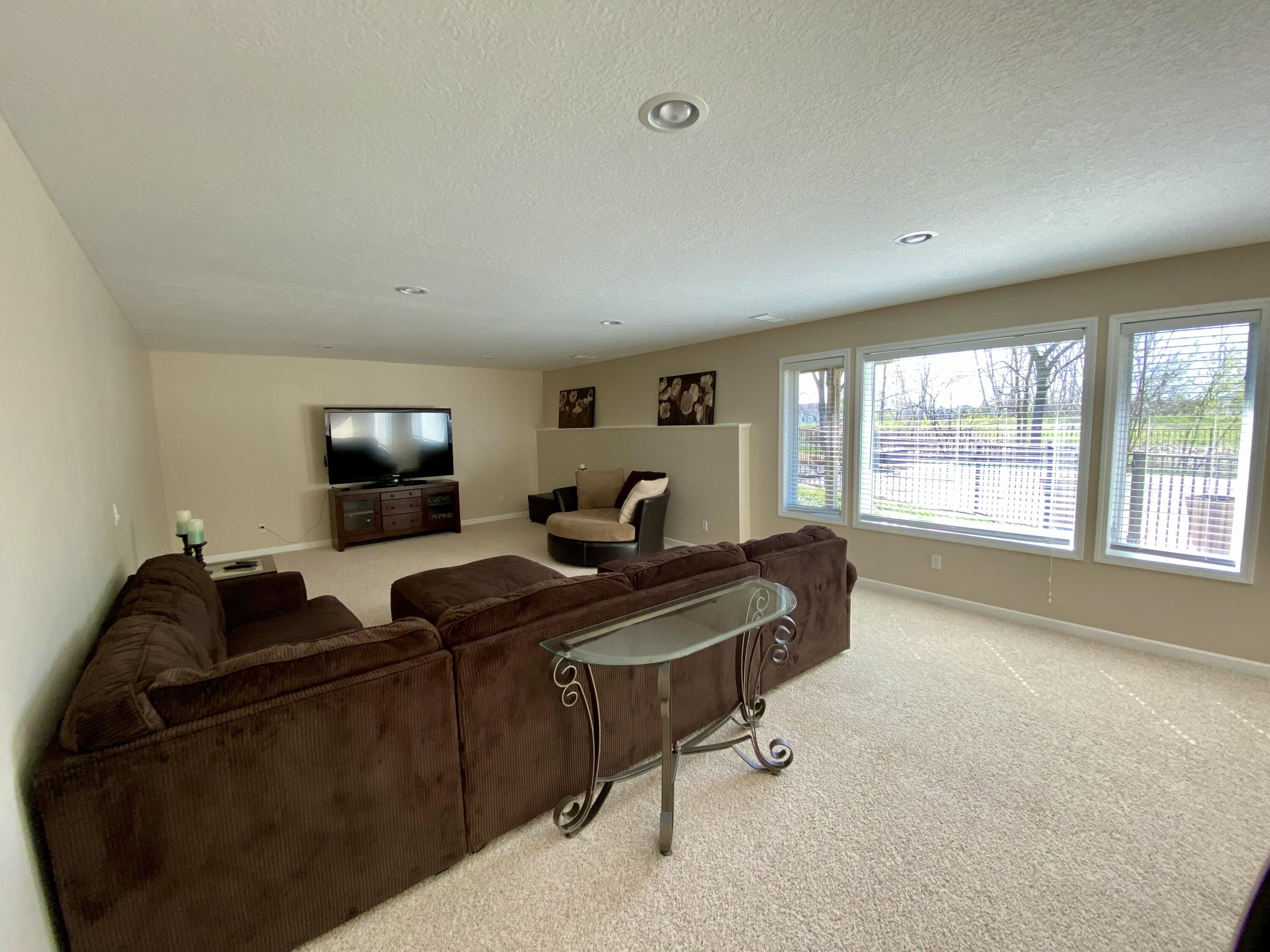 31 Arrowhead Dr.