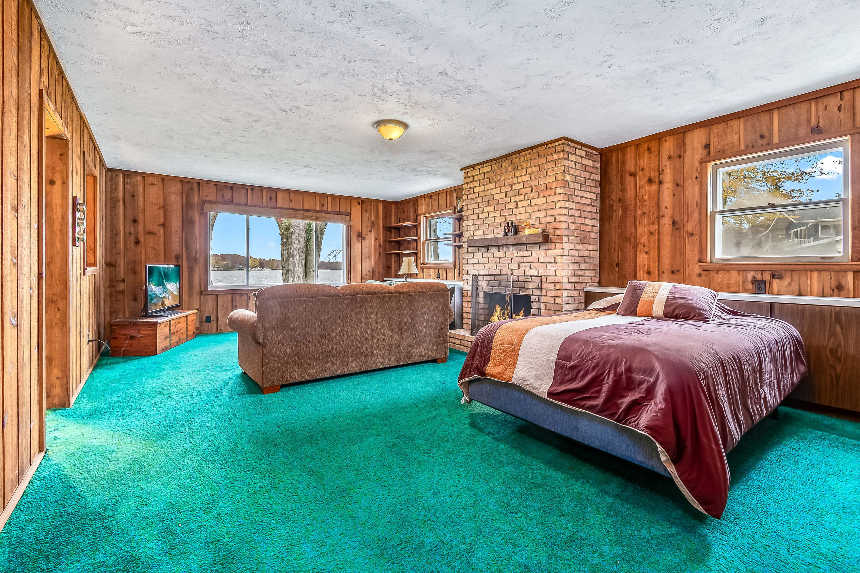 462 Pinecrest Drive