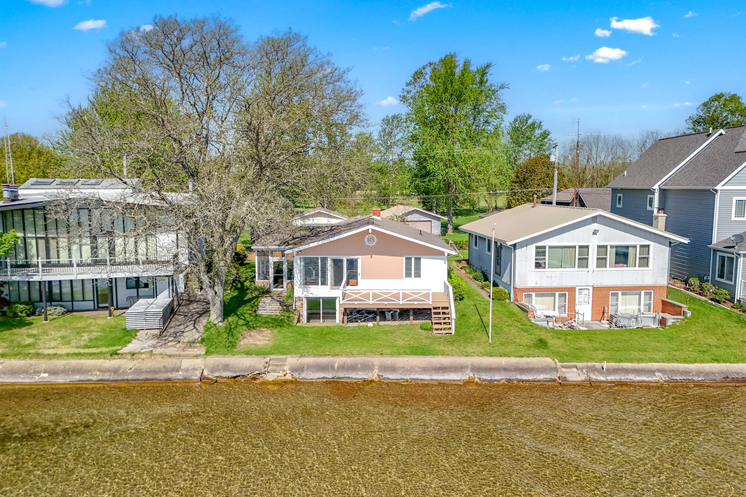 575 Pearl Beach Dr.