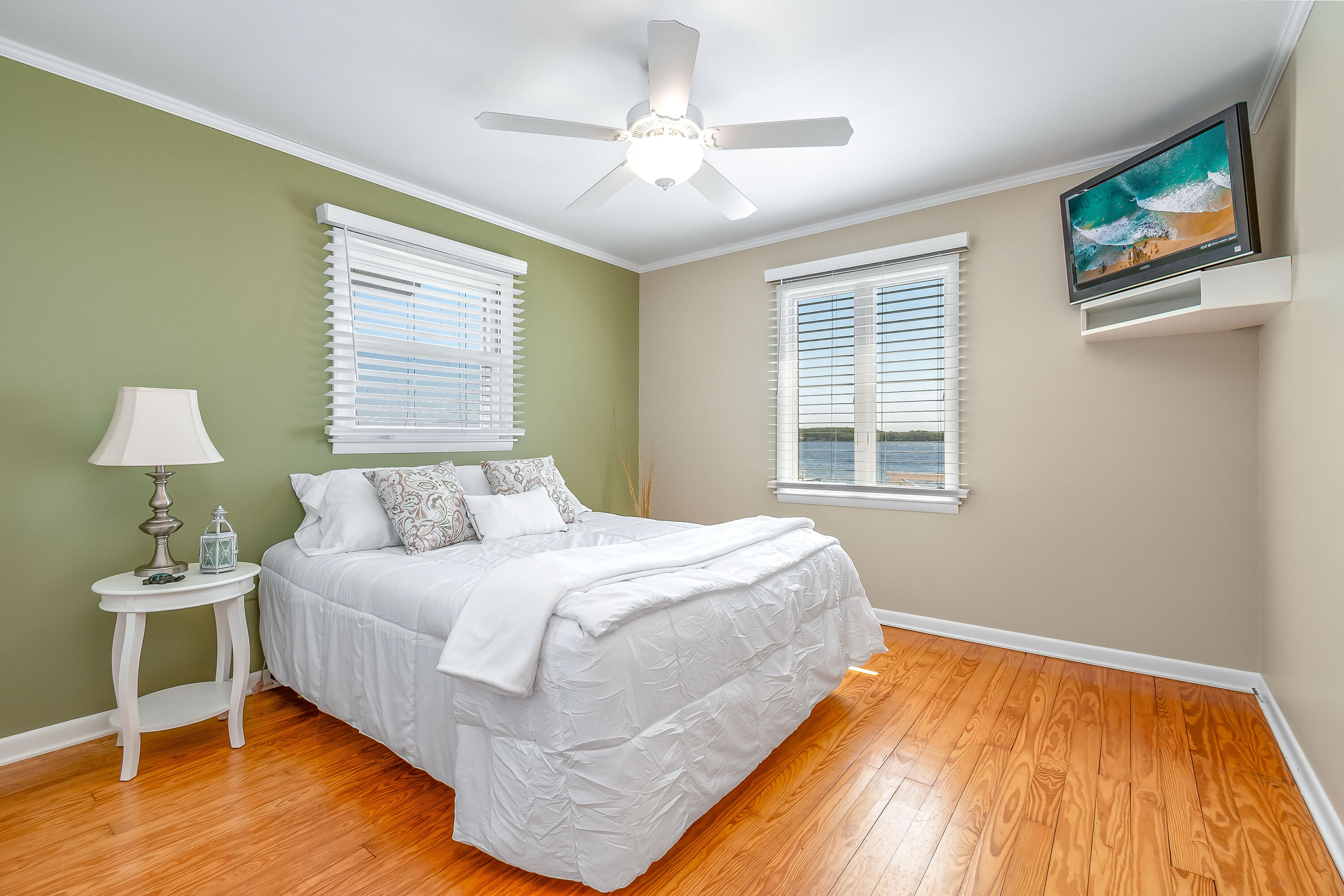 575 Pearl Beach Dr.