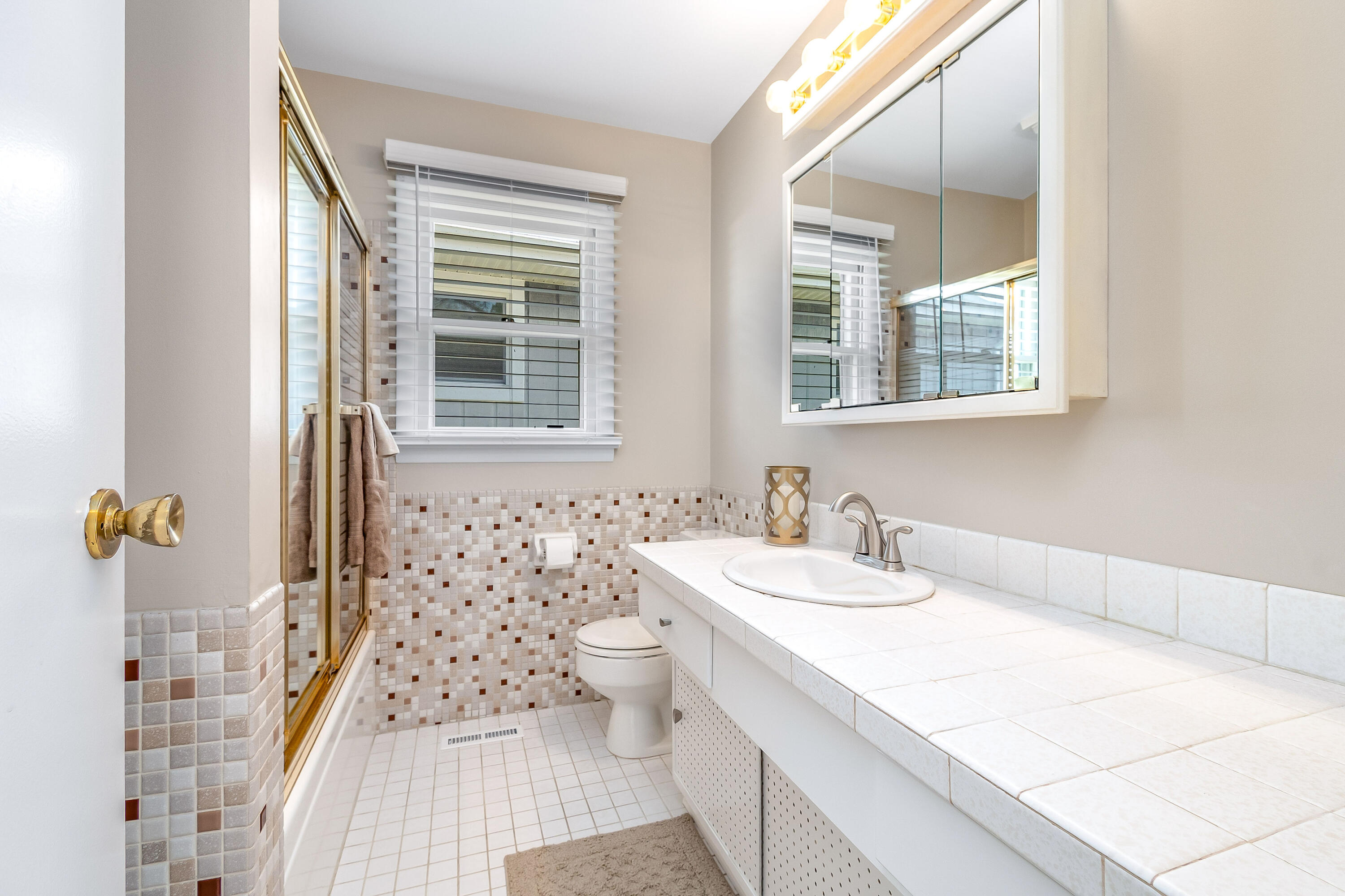 575 Pearl Beach Dr.