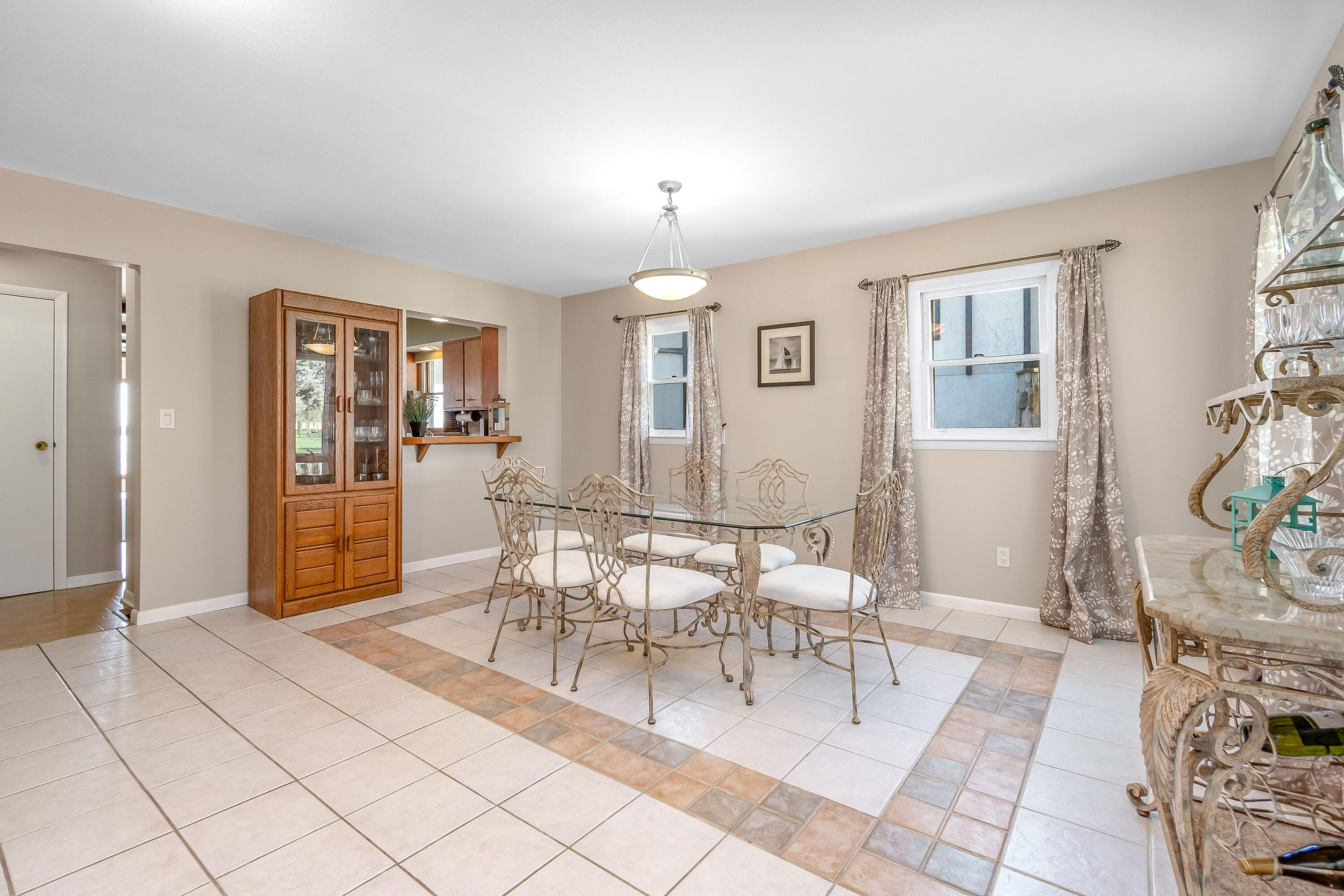 575 Pearl Beach Dr.