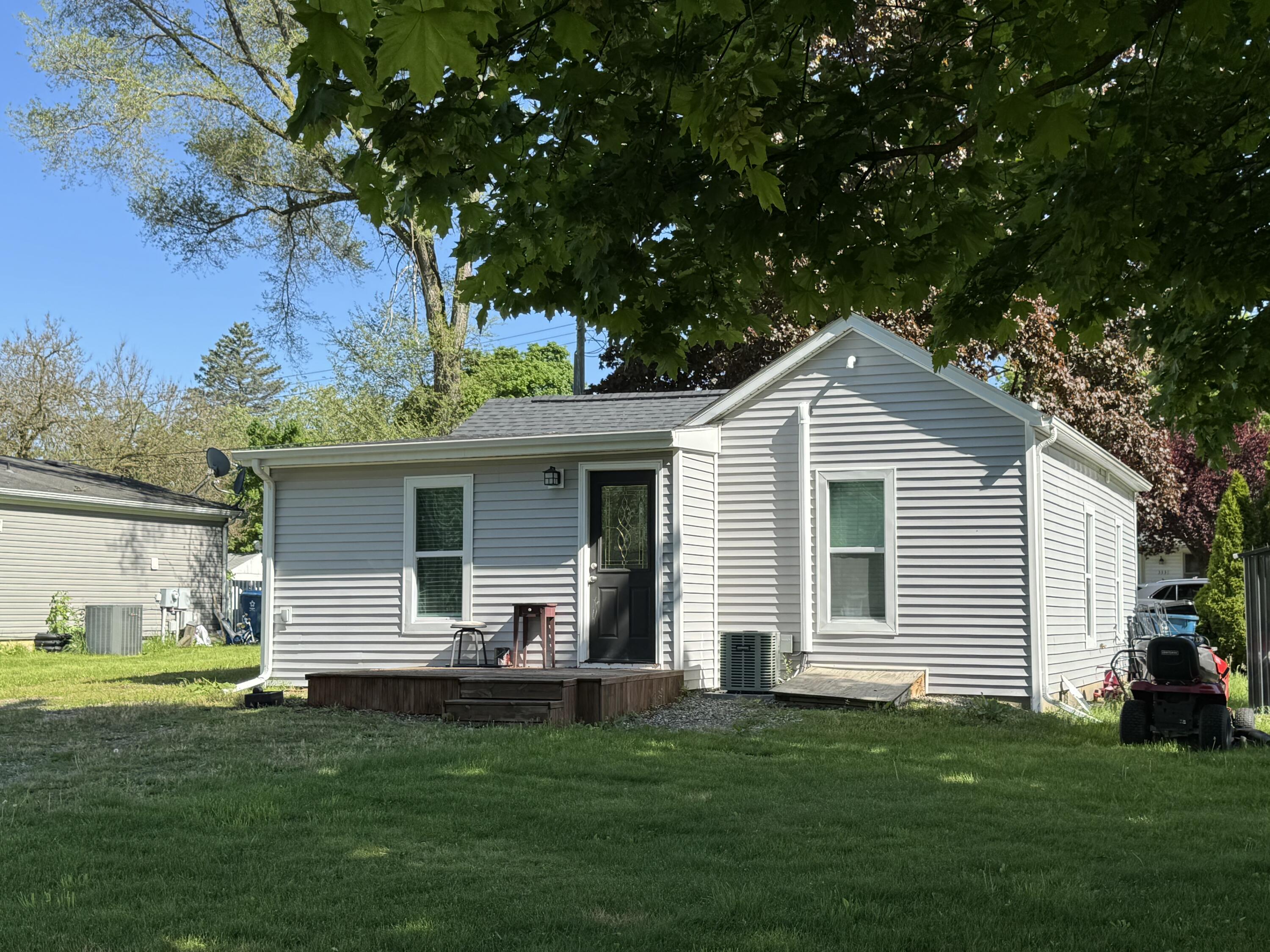 334 Perkins St.