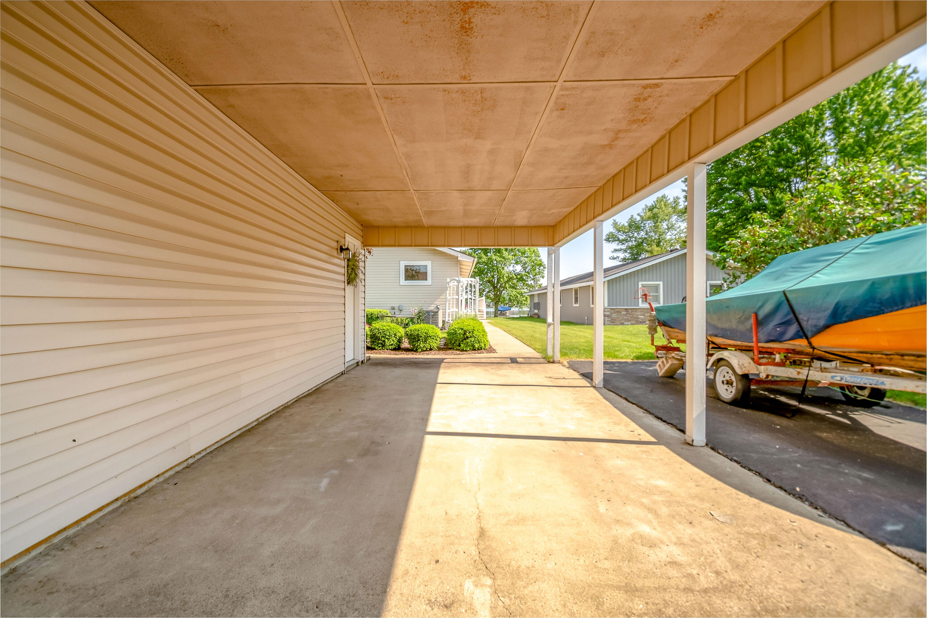 638 Tomahawk Trail