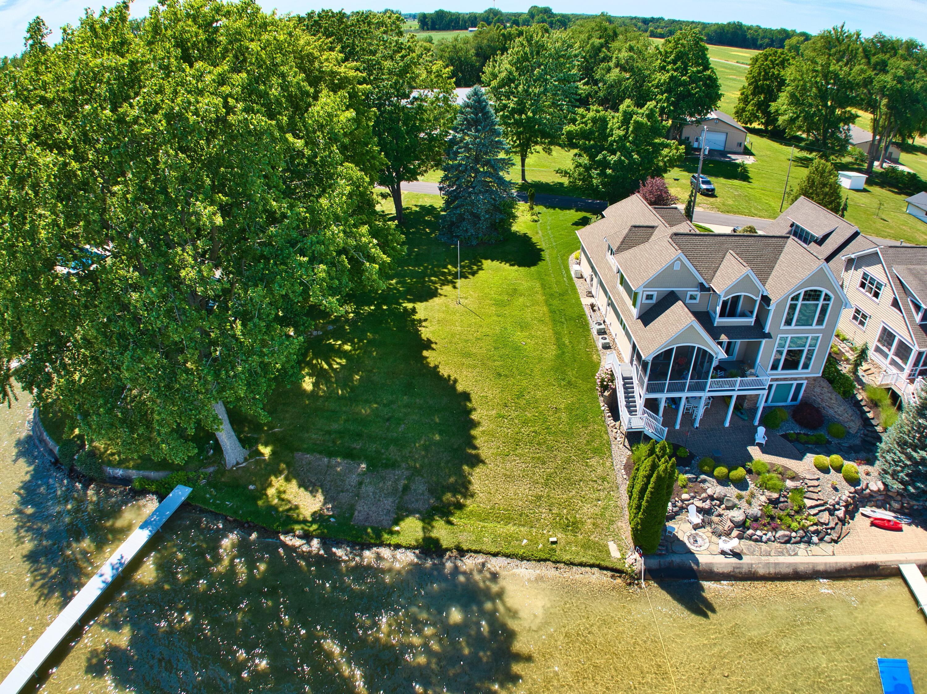 633 Pearl Beach Dr.