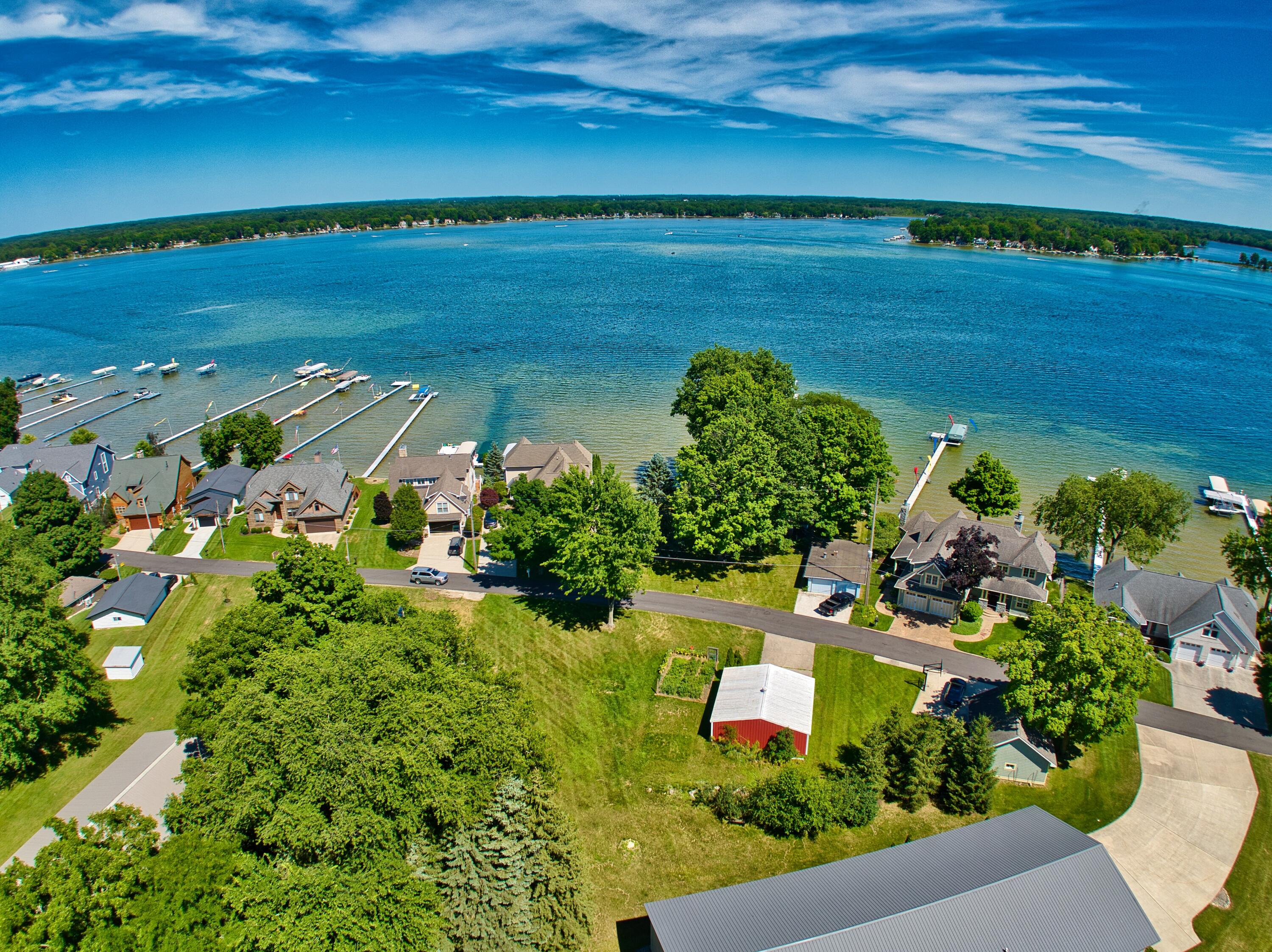 633 Pearl Beach Dr.