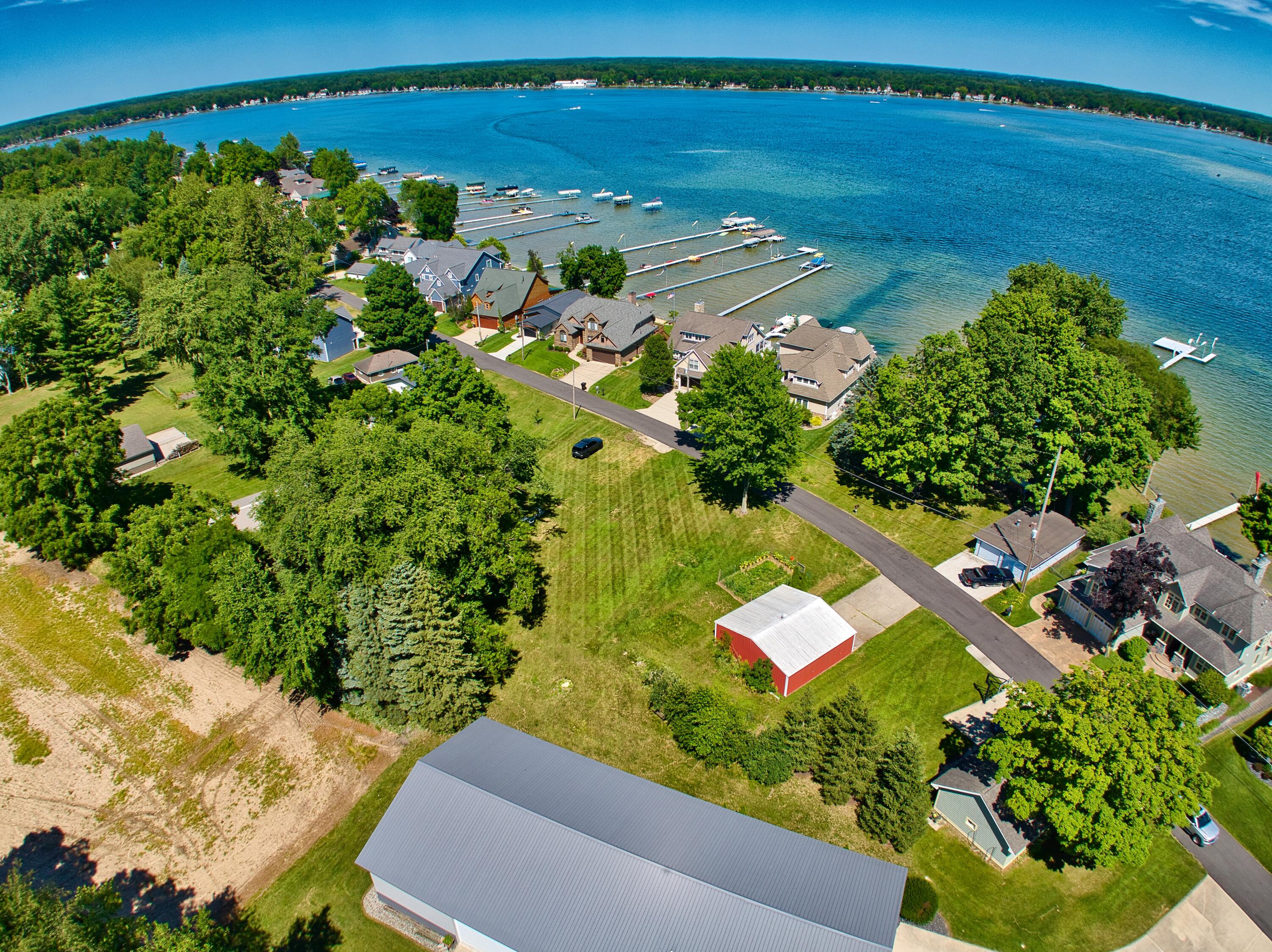 633 Pearl Beach Dr.