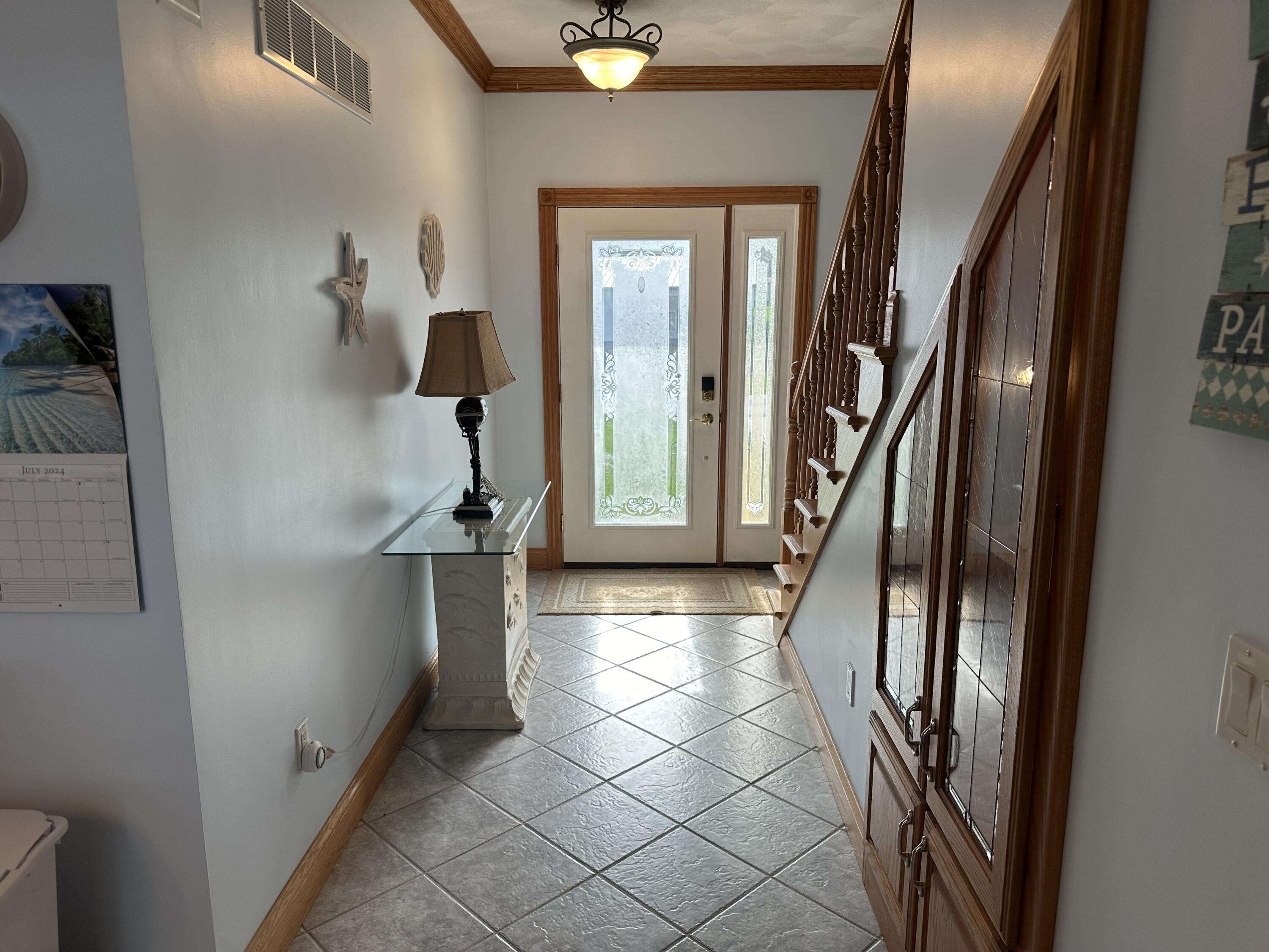 125 Lakeside Drive