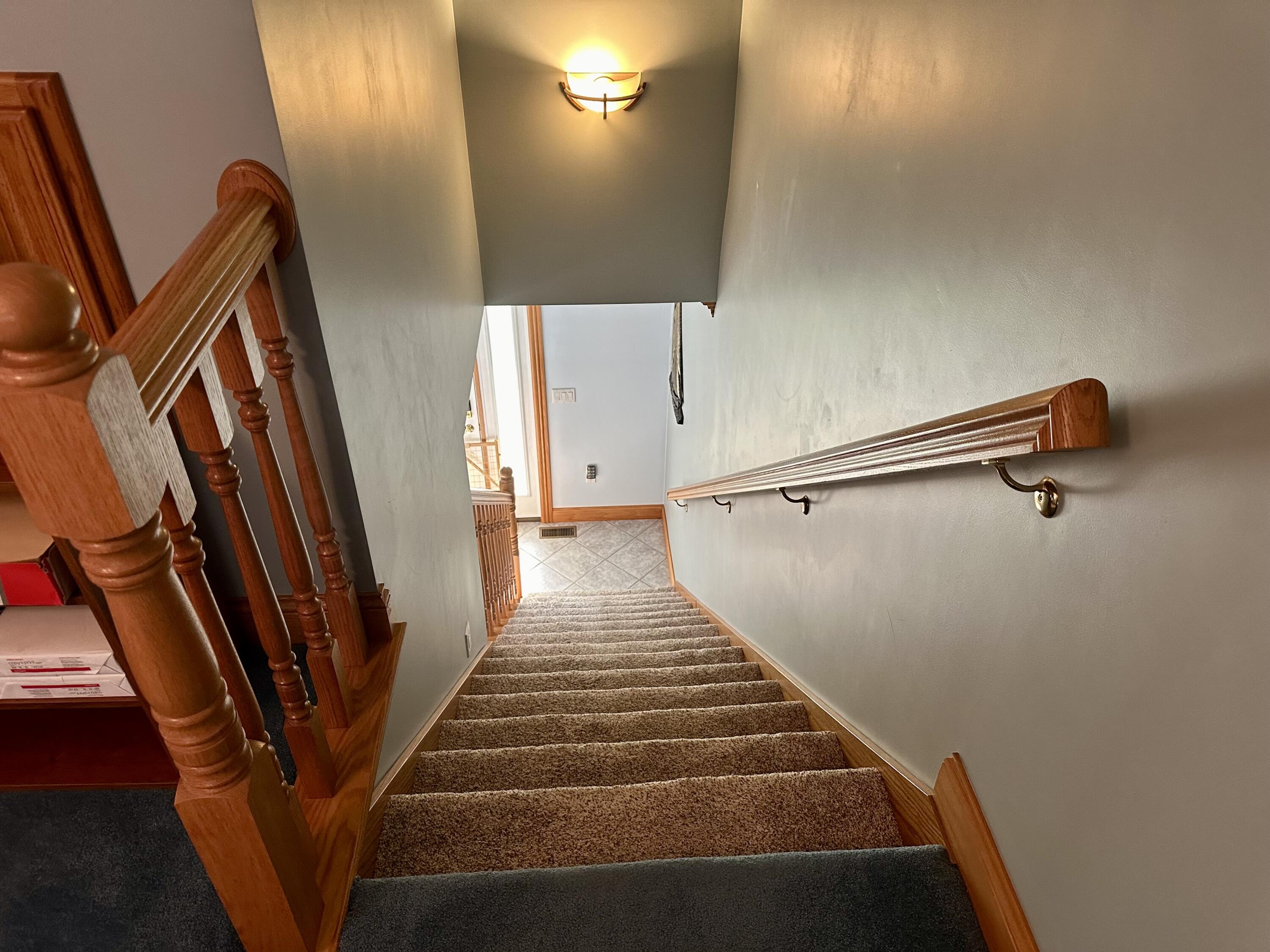 125 Lakeside Drive