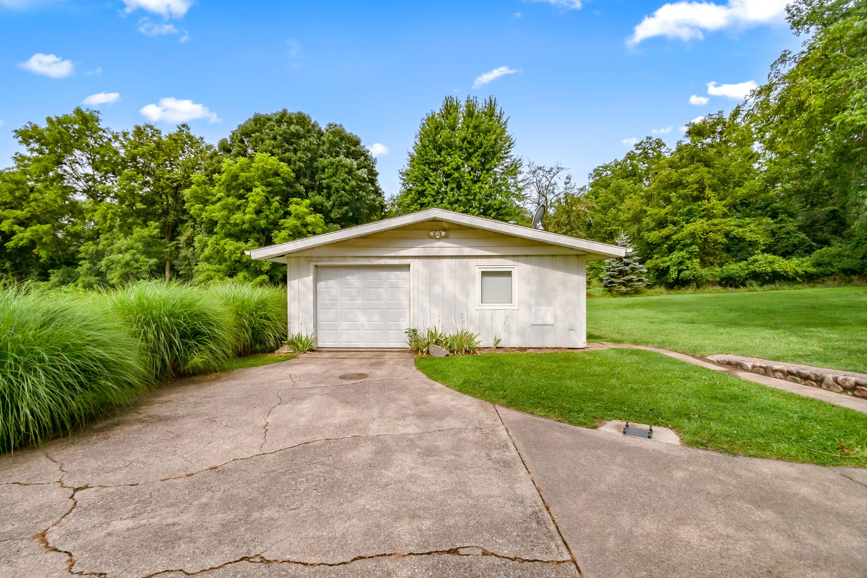 664 Marshall Road