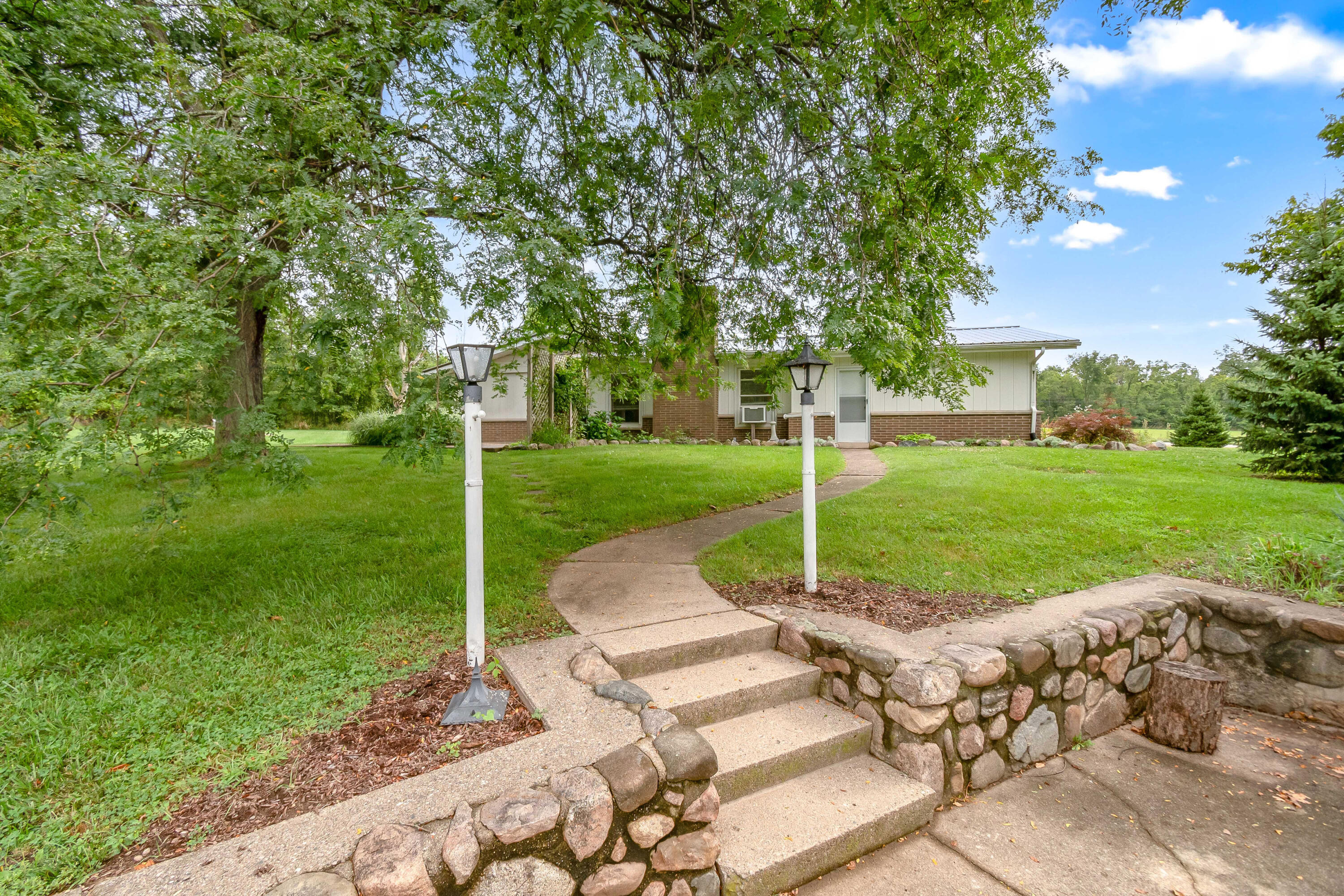 664 Marshall Road