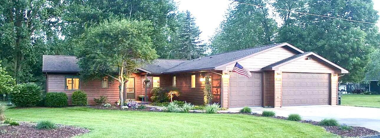 833 Teal Dr.