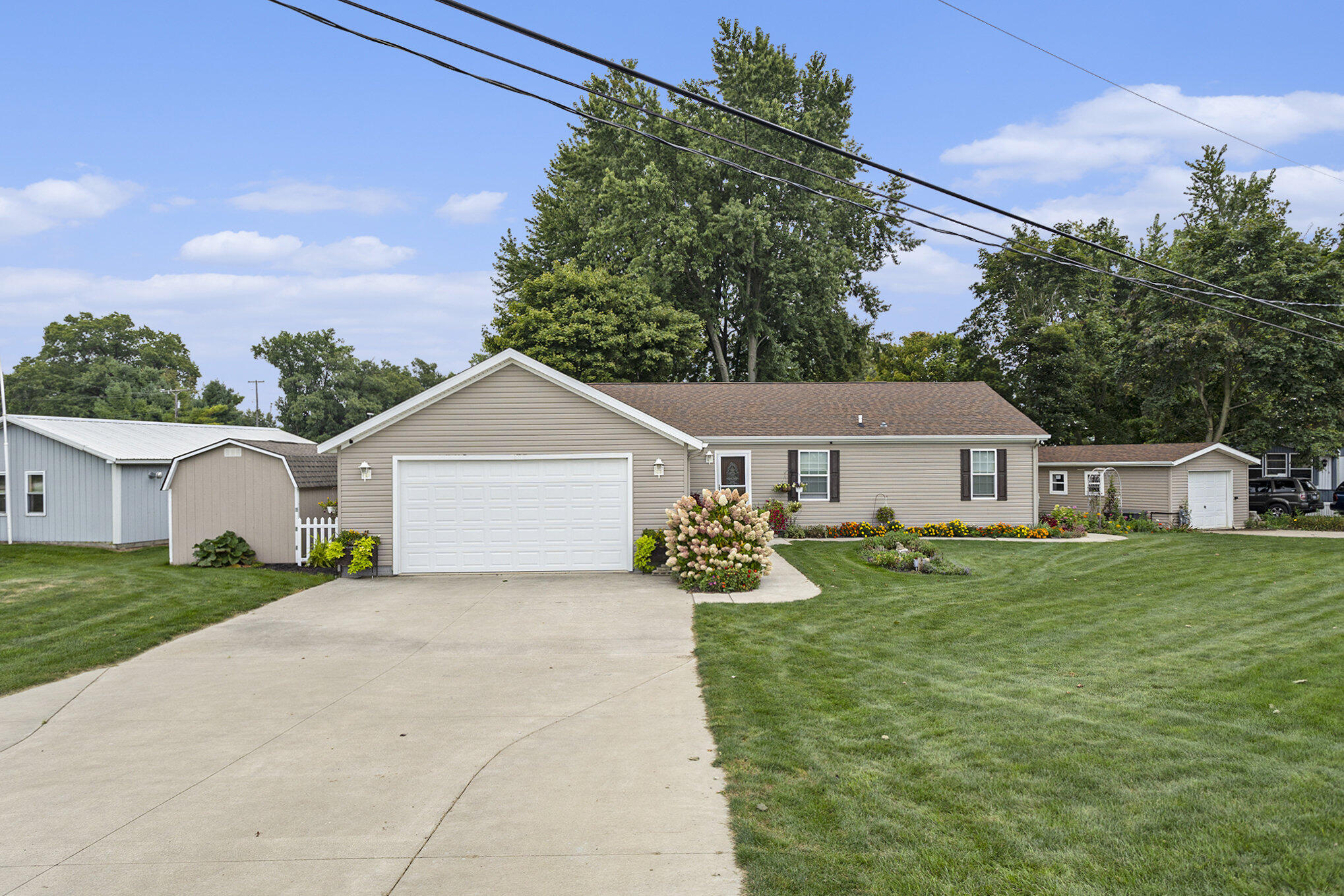 817 Pine Island Drive