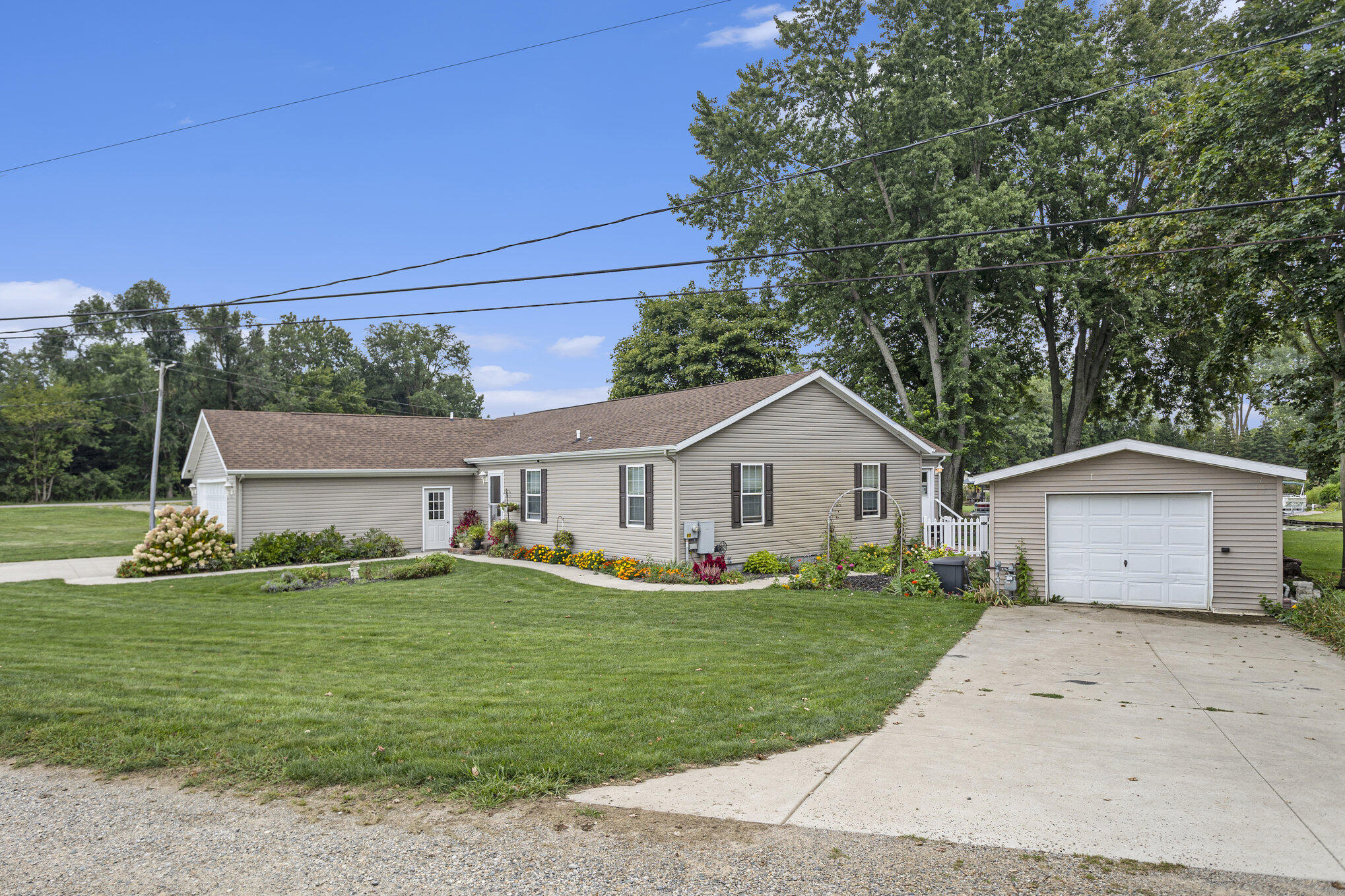 817 Pine Island Drive