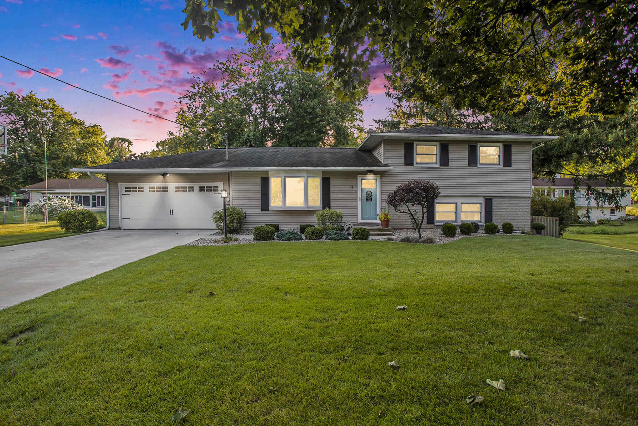11 Carlyle Avenue