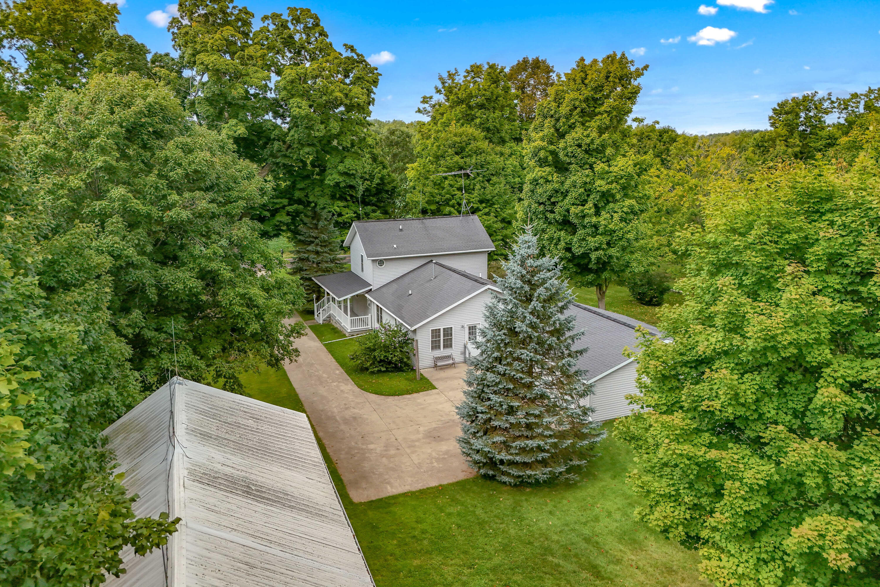 271 Maple Rd.