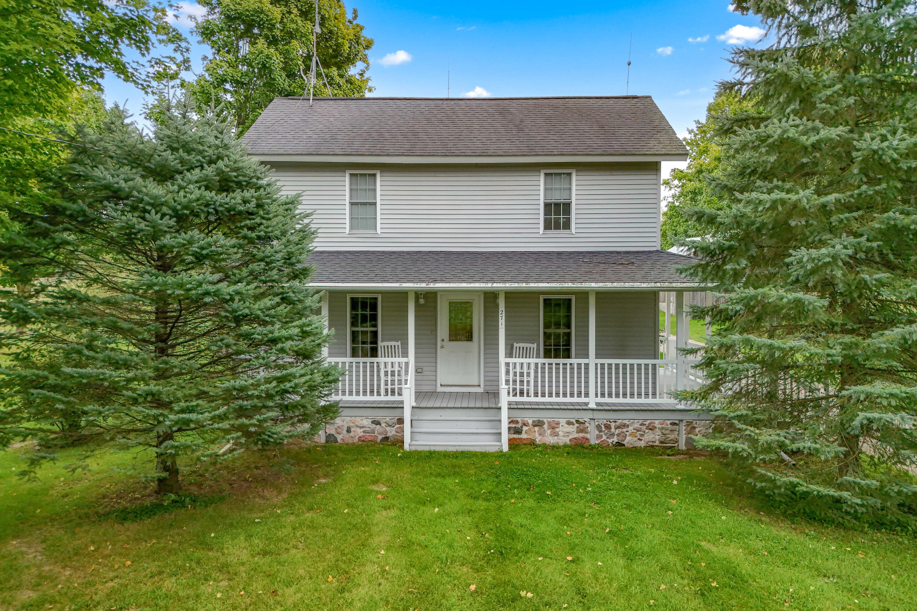 271 Maple Rd.