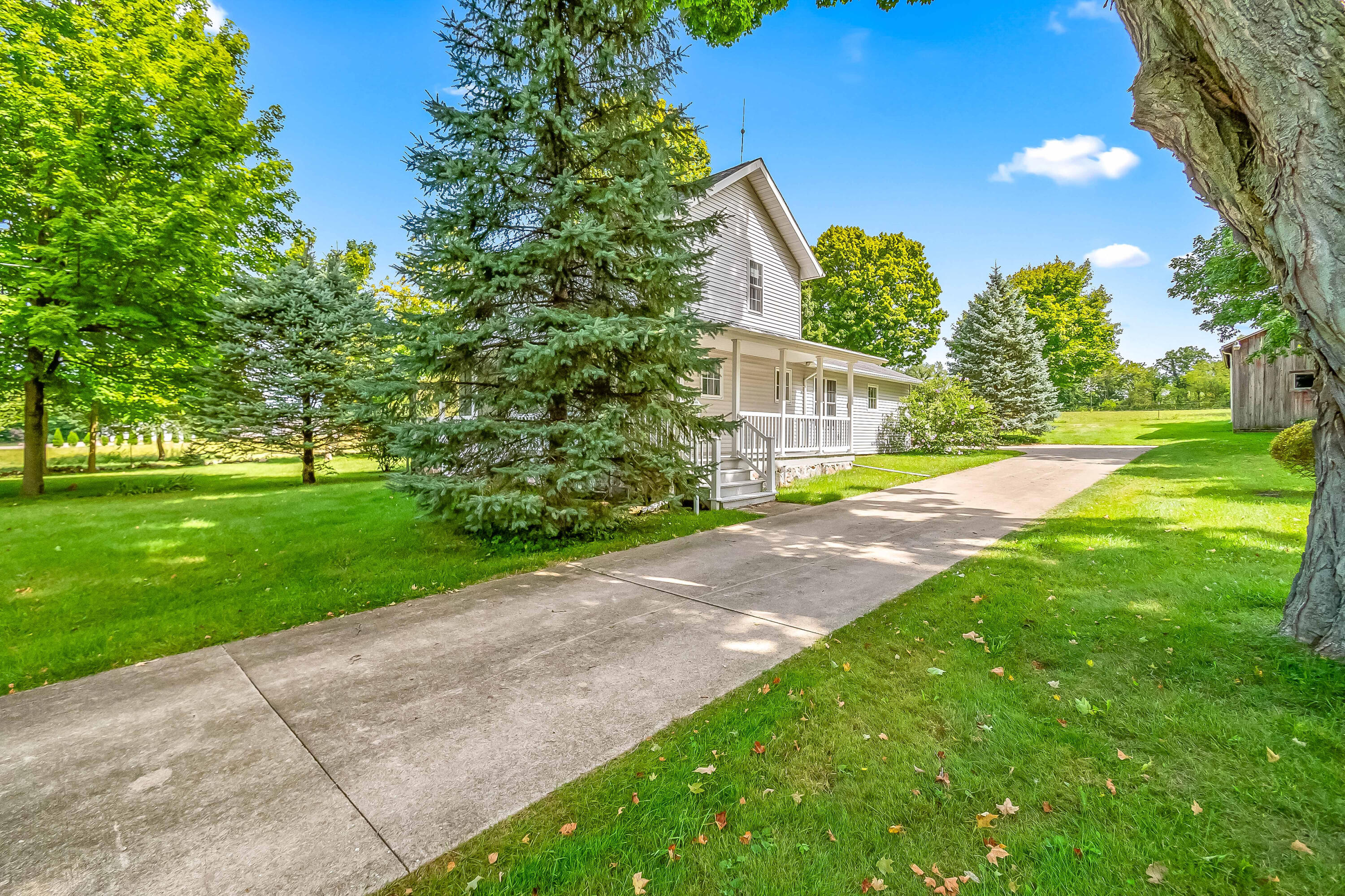 271 Maple Rd.