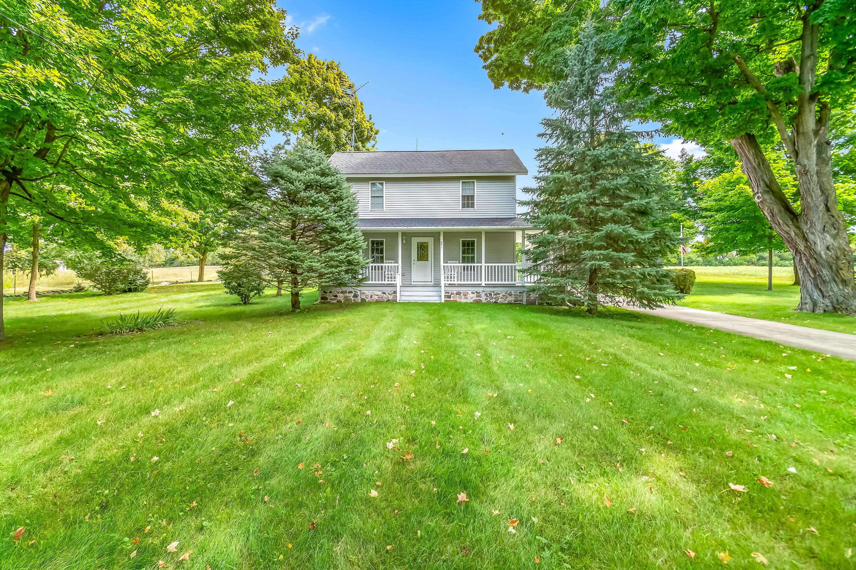 271 Maple Rd.